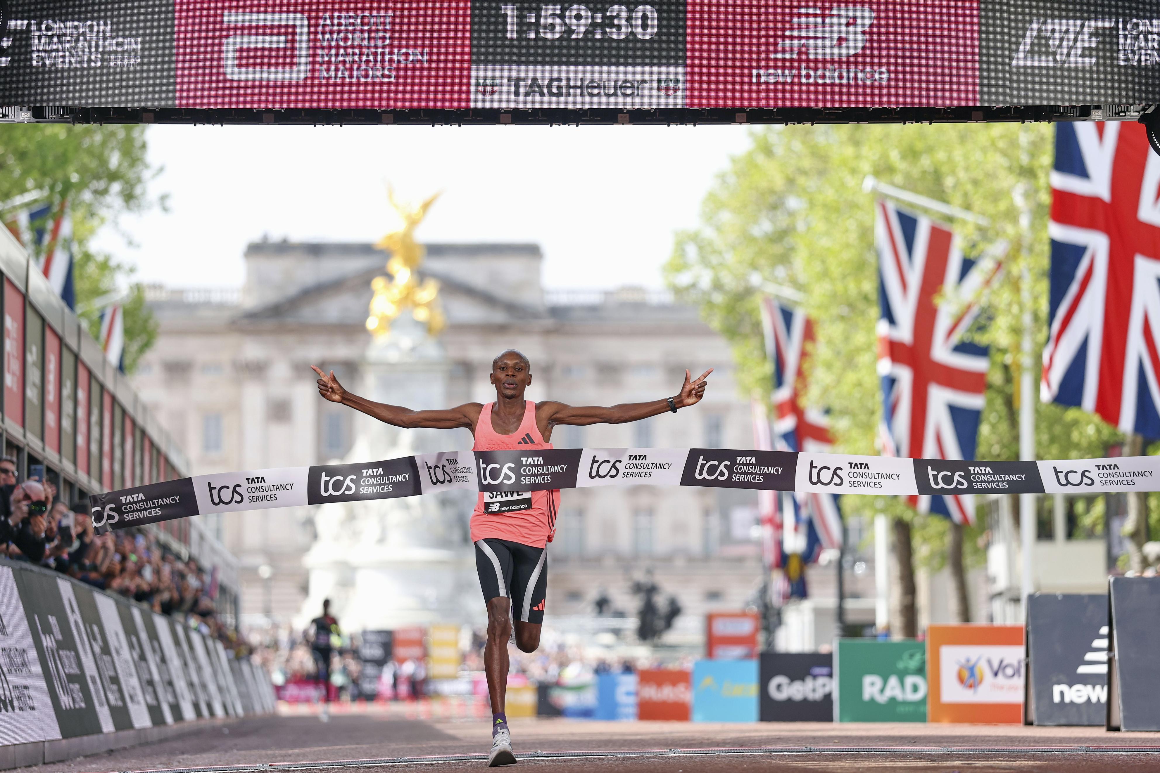 男子のサウェ、初の2時間切り 女子のアセファは世界新 ロンドン