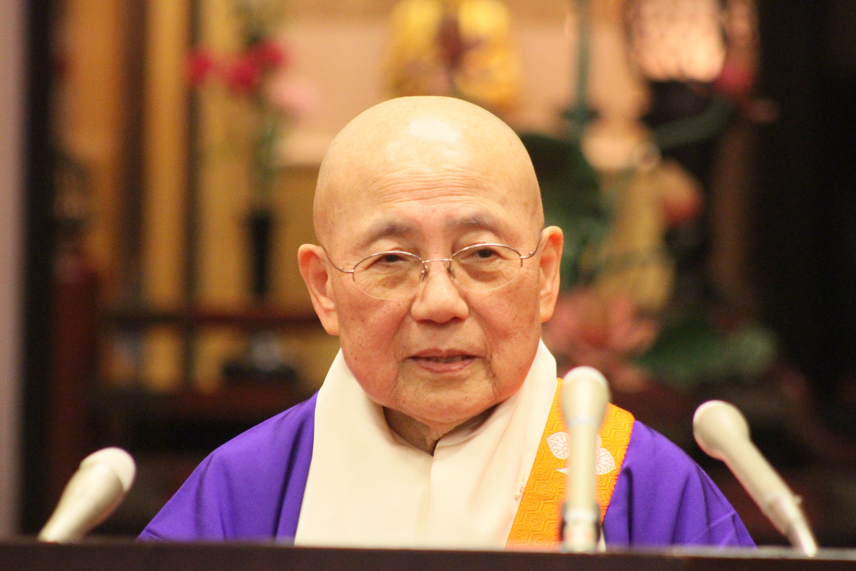 善光寺上人 ２点SET 善光寺大本願新住職に川名観恵上人が就任 「多くの方々が幸せに