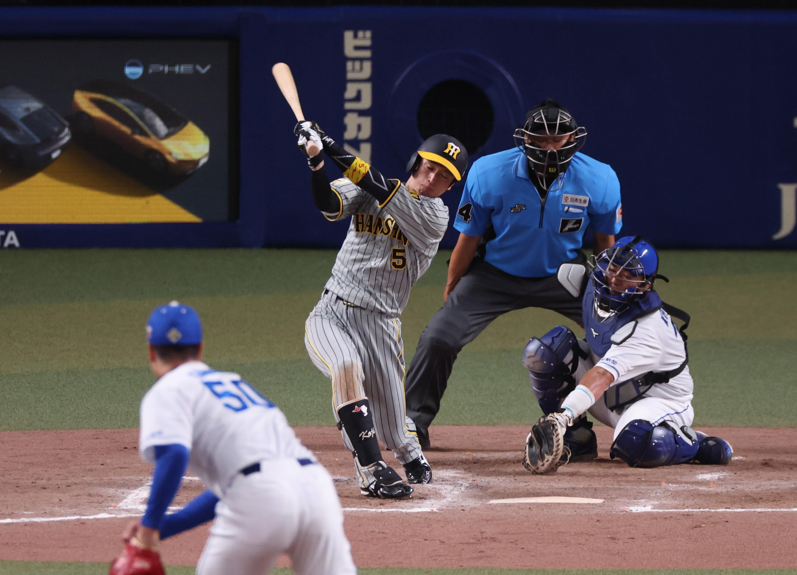 7月13日 中日ドラゴンズ 対 阪神タイガース プラチナシート 連番2枚（8 
