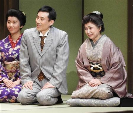 著名人サイン 1977年5月31日 、竹下景子さん、 おしやまんべ三、専用、 竹下景子、45歳から76歳熱演「100メートル走を2時間半かけて