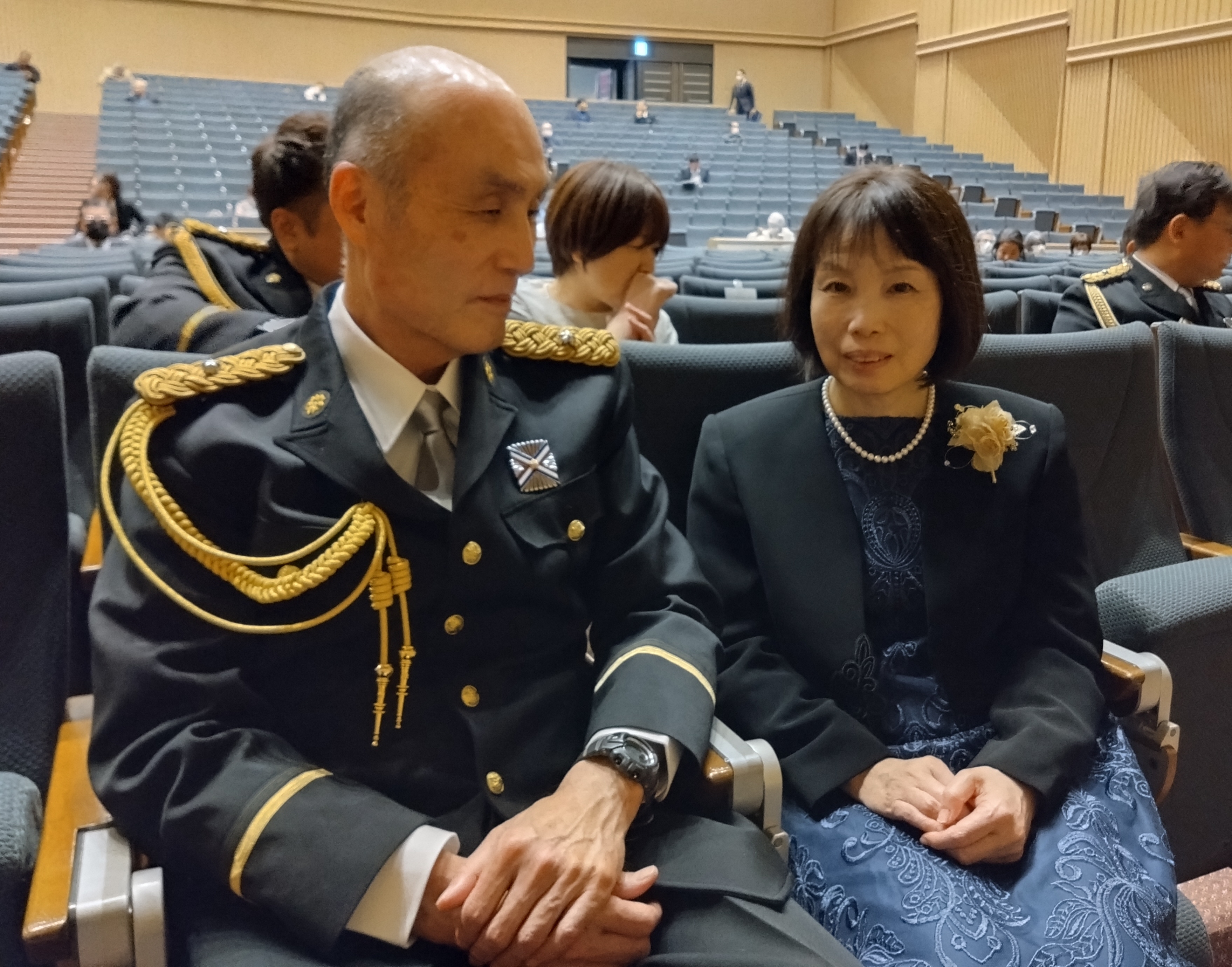 警視庁 彰 非行防止活動に尽力 少年補導員らの永年表彰 | わかやま新報