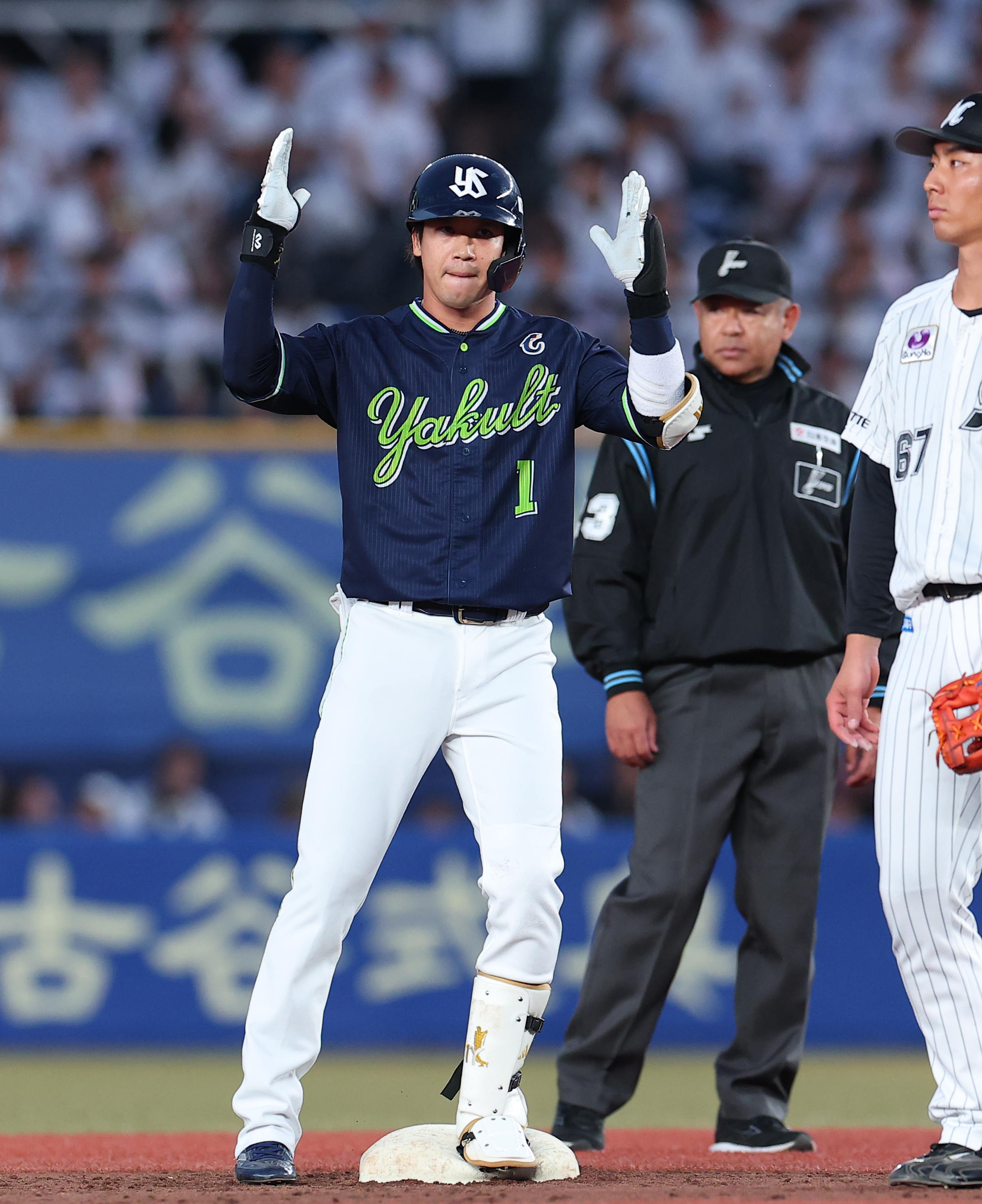 球界ここだけの話（3820）】ヤクルト・山田哲人が繰り出す〝山ポーズ