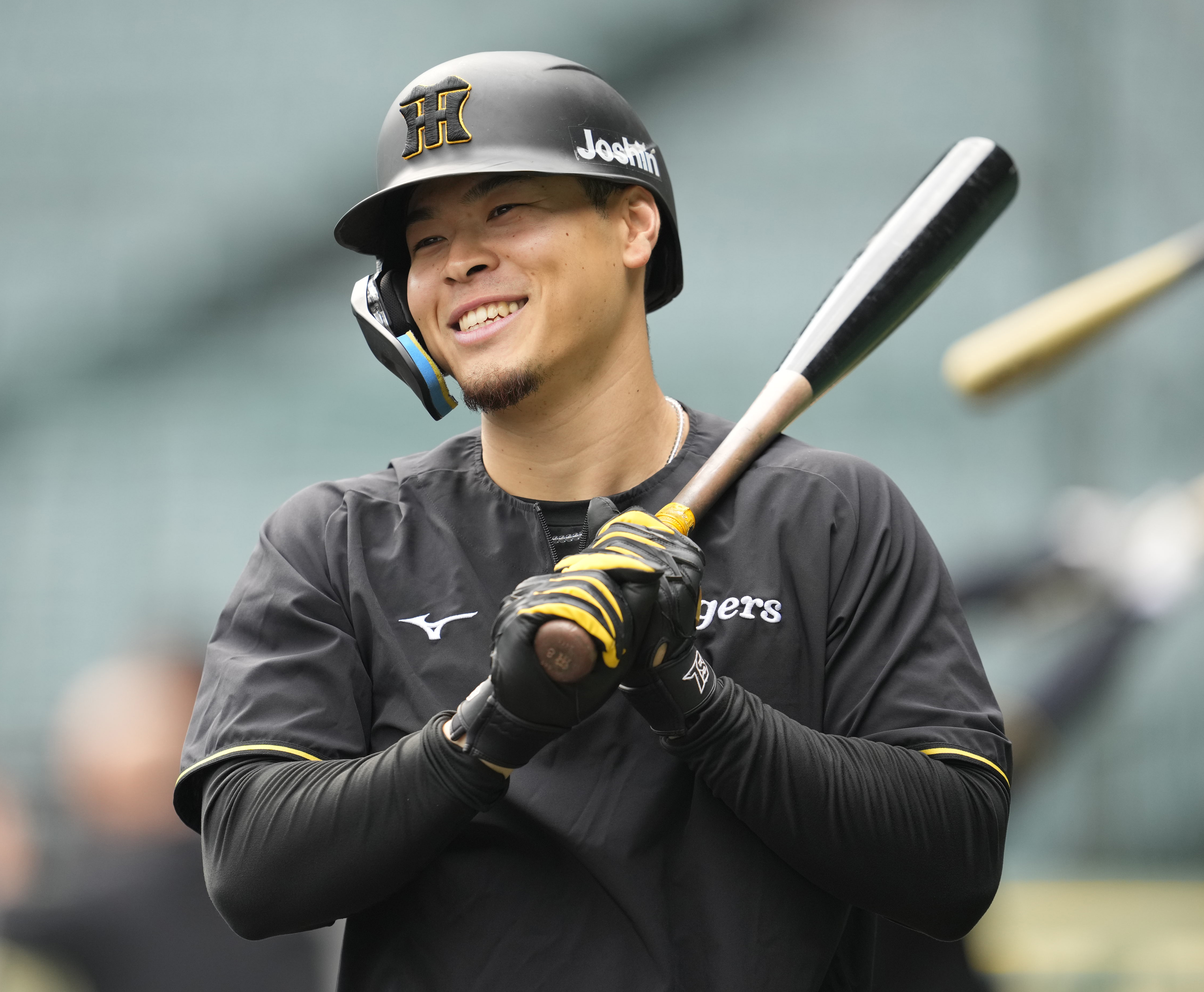 RC【佐藤輝明】開幕スタメンプロ初打席初打点（21.3.26） エポック社の公式オンラインショップです。RC【佐藤輝明】開幕