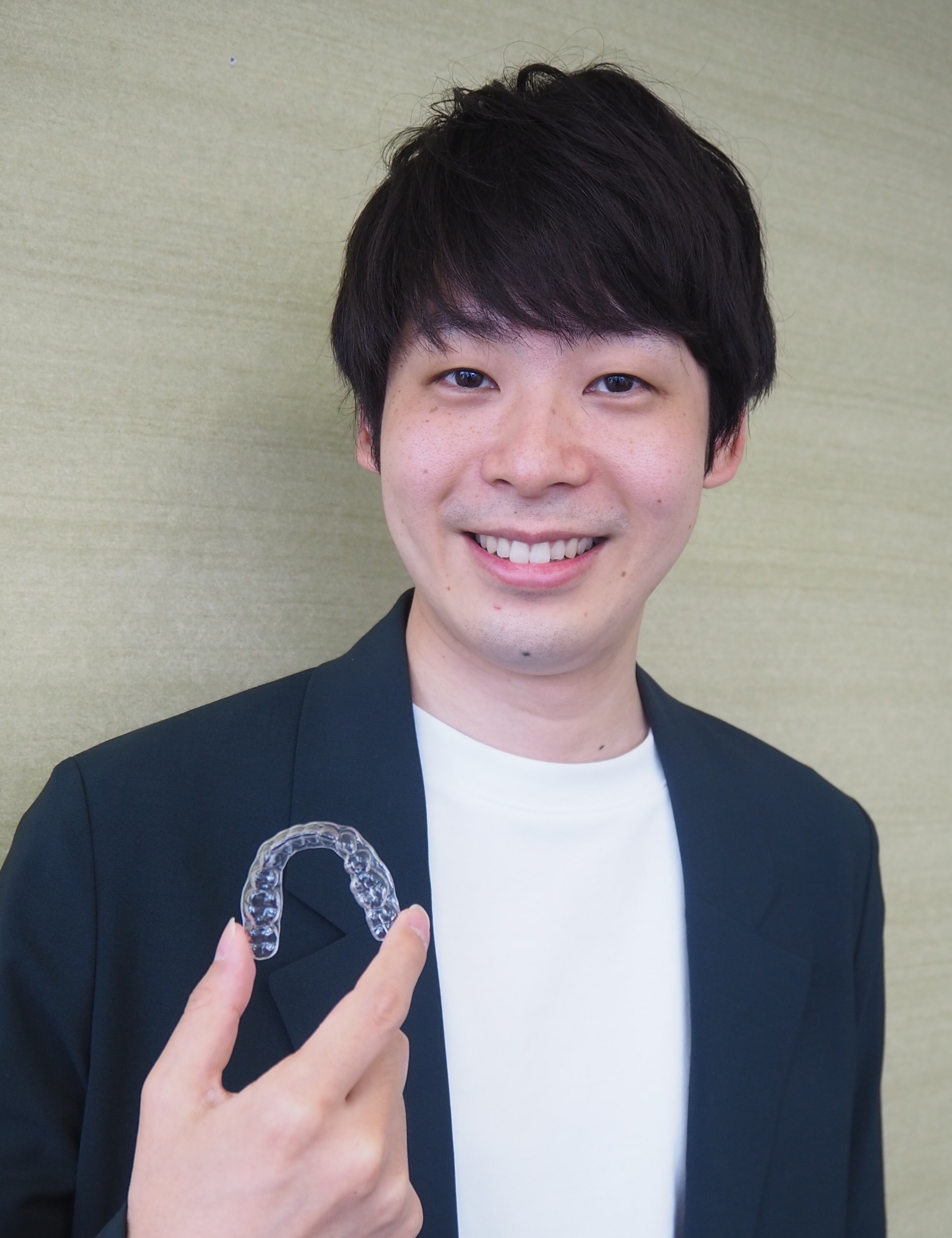 近ごろ都に流行るもの】笑顔に自信「マウスピース歯列矯正」 リモート