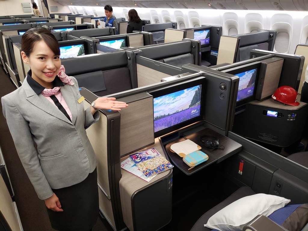ANAがファースト、ビジネスのシート刷新 B777－300ER型機