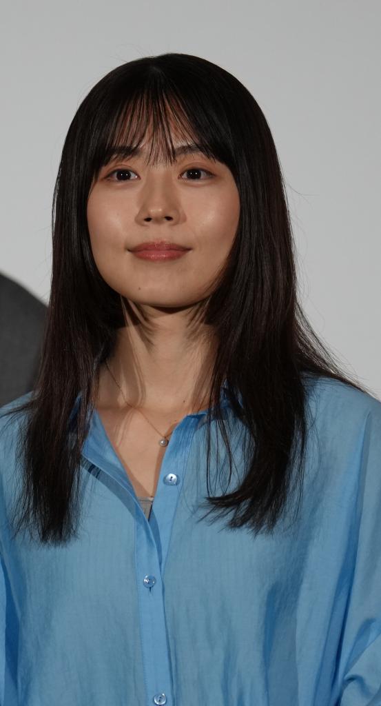 ♾️有村架純　熱量　超特別限定版 新品未開封 入手困難 レア Amazon.co.jp: ヤングジャンプDVD 有村架純「熱量」 : 有村架純, 鳥居