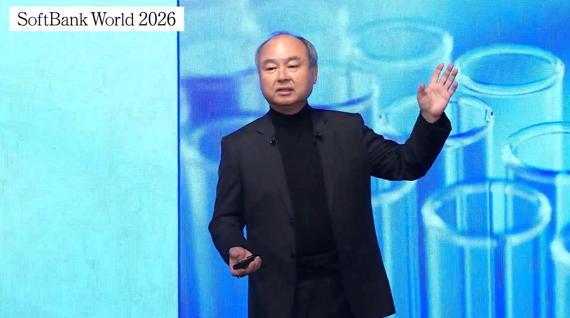 人類の生きる道は「スーパーヒューマン化」 孫正義氏が予測する2040年
