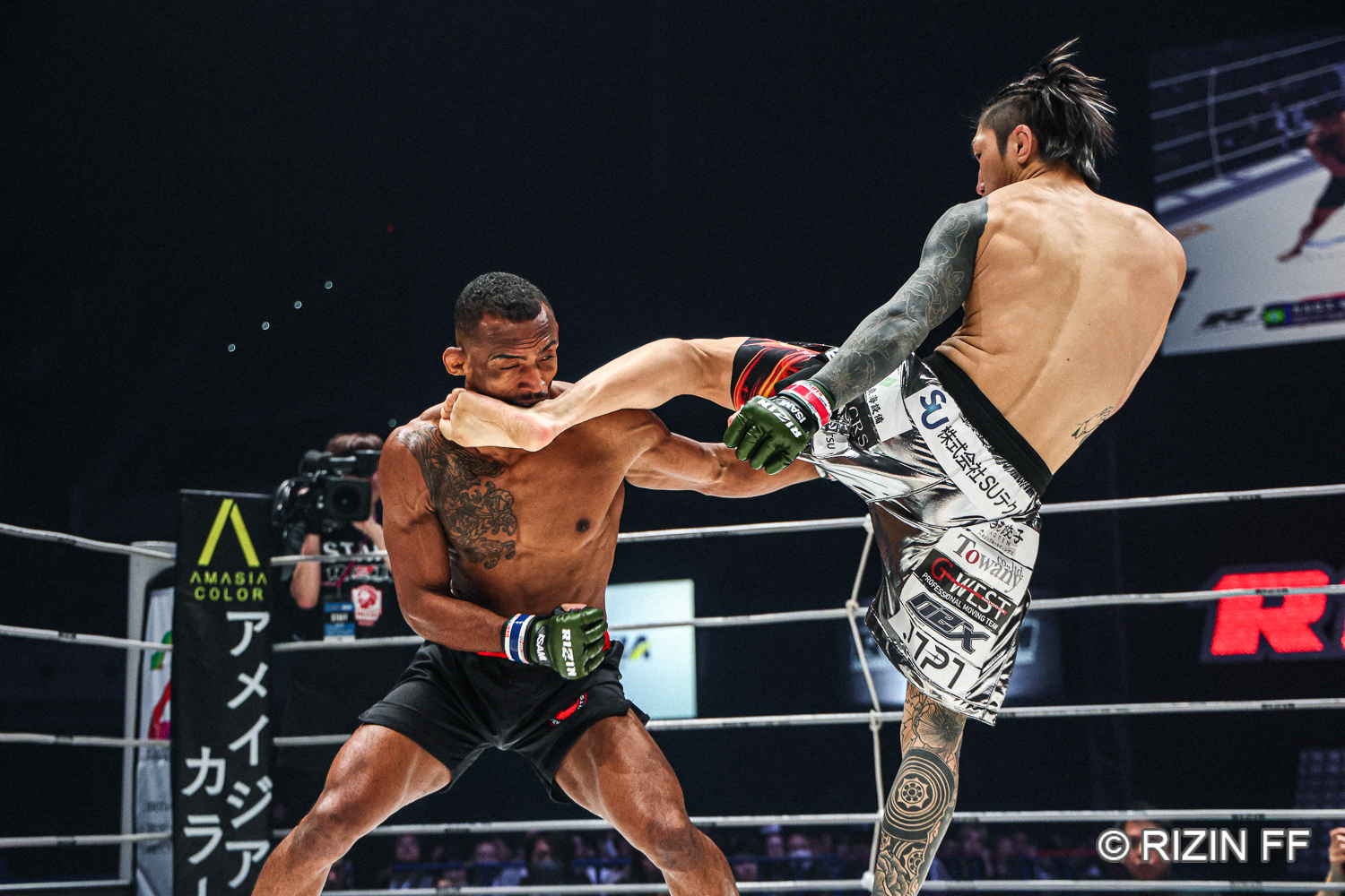 RIZIN.52】伊藤裕樹、元LFA王者モタを1回TKOで粉砕！ 扇久保博正を