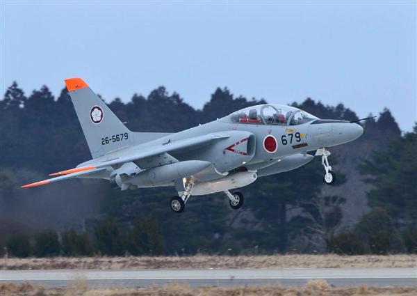 防衛最前線 ２３ ｔ４練習機 戦いのノウハウ蓄積する 空飛ぶイルカ は北の核から日本を守る 1 3ページ 産経ニュース