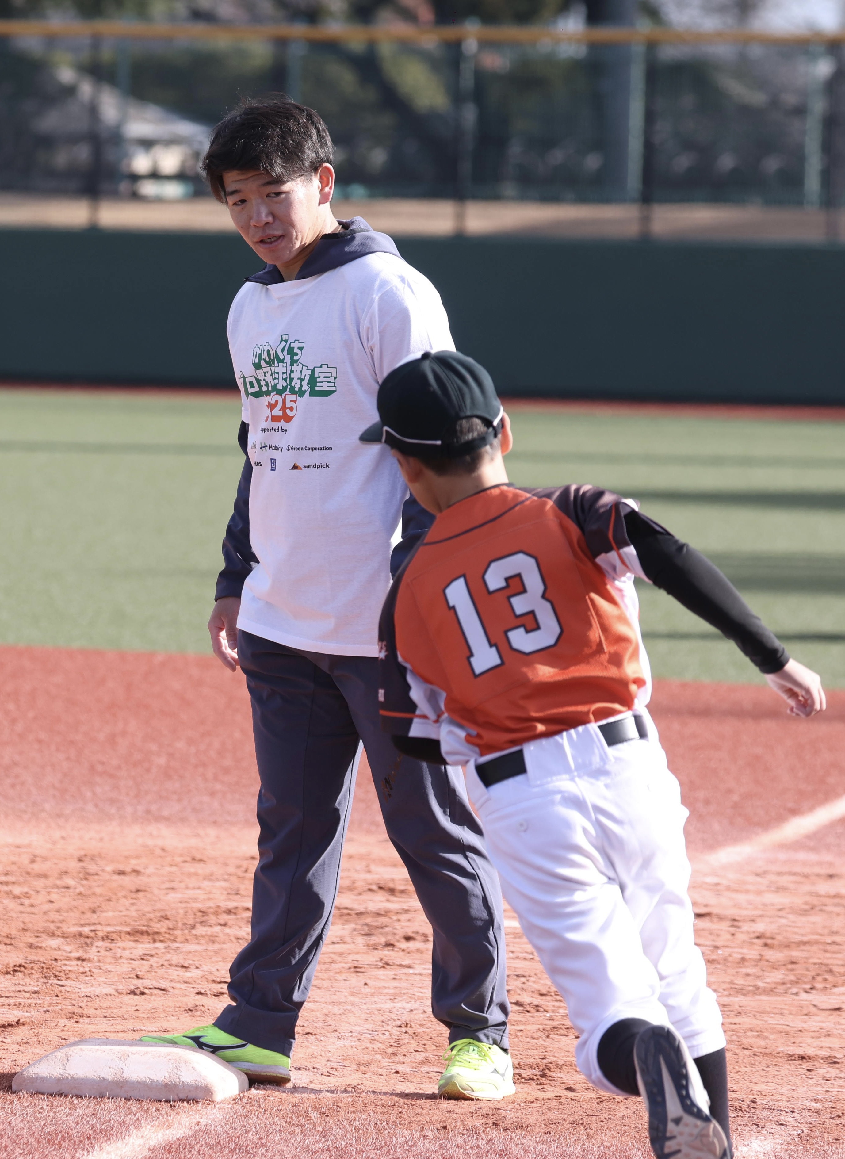 ヤクルト・並木秀尊「盗塁王を取るためにやっていきたい」 地元で誓う