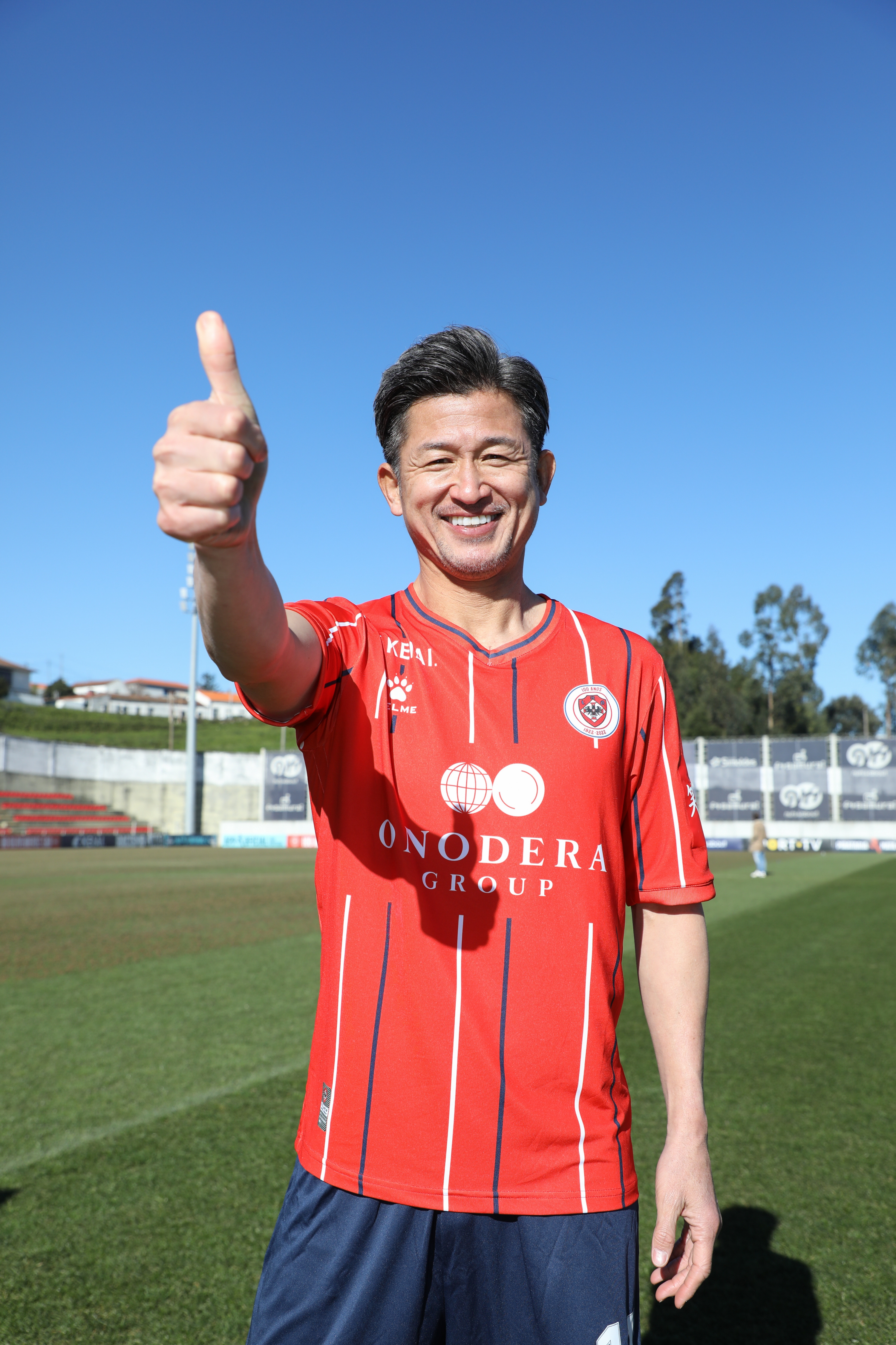 「キングカズ(プロフ要確認) キング」カズ58歳がプロ40周年 三重ダービーが記念試合に | 毎日新聞