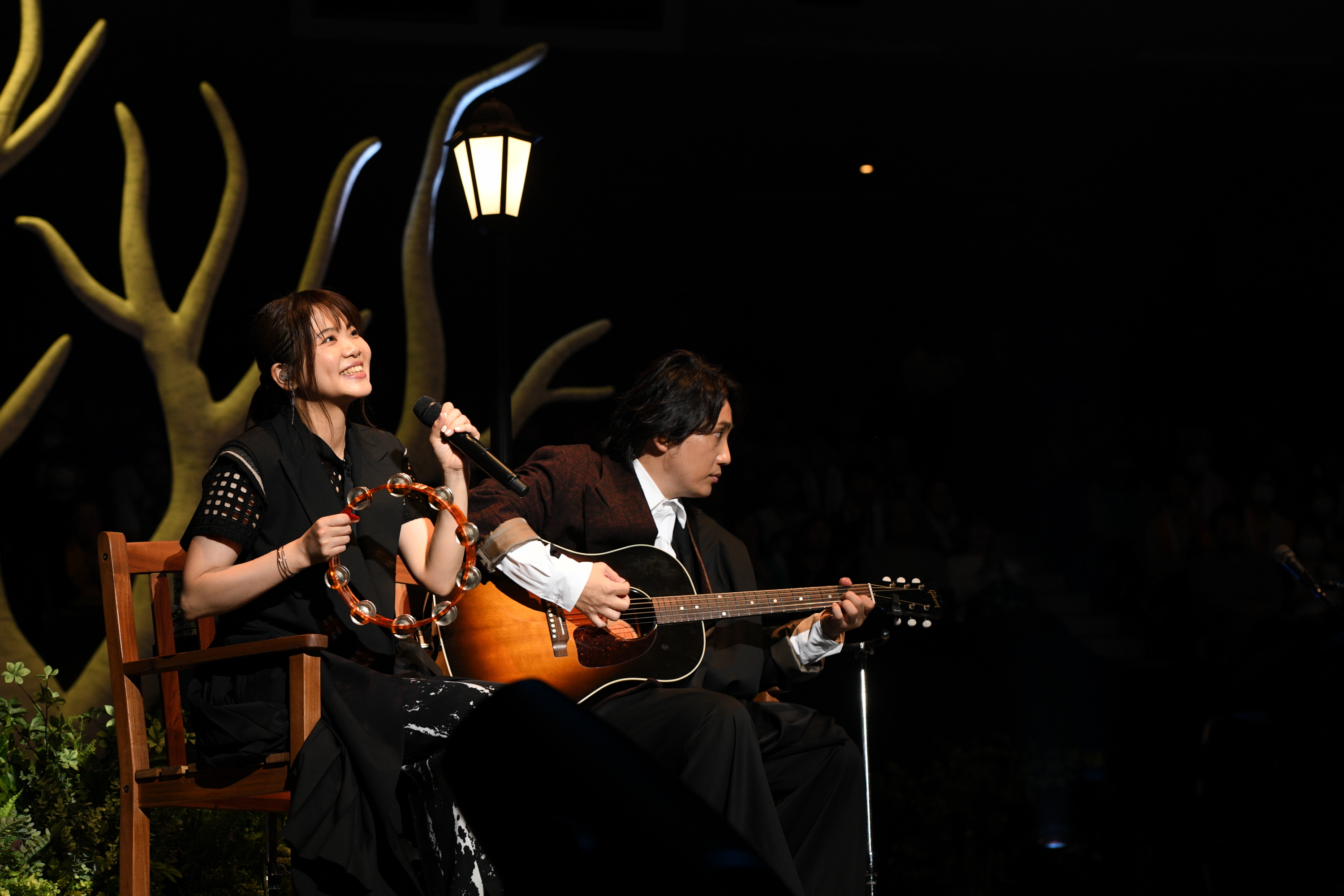 いきものがかり、25周年公演に小田和正がサブライズで登場