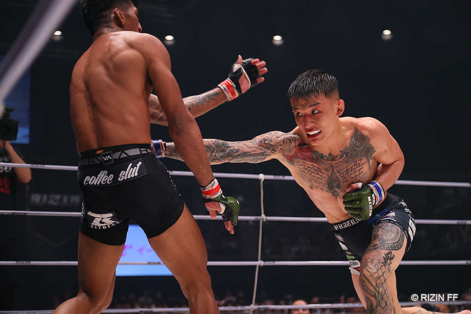 RIZINの人気選手・萩原京平、フェザー級からバンタム級に転向