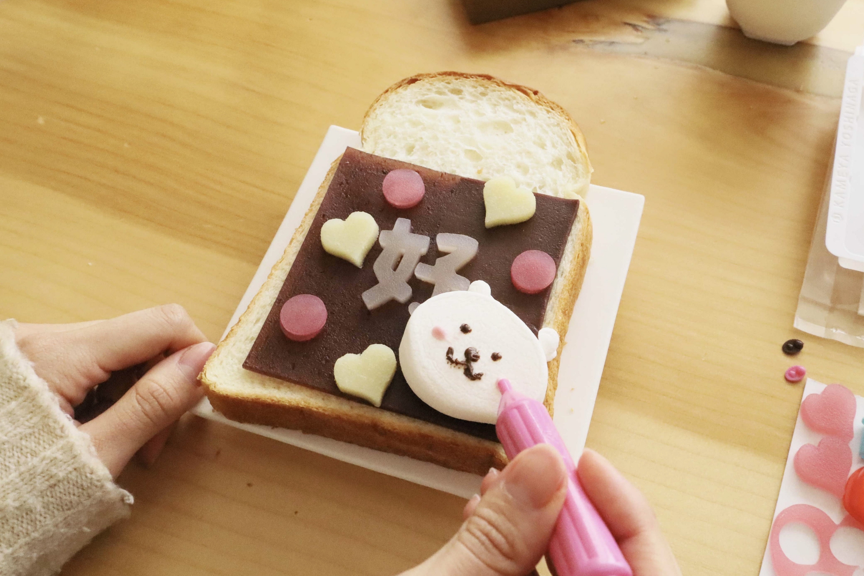 学んで開発 恋する和菓子 京の老舗と学生タッグ、斬新メニュー続々登場