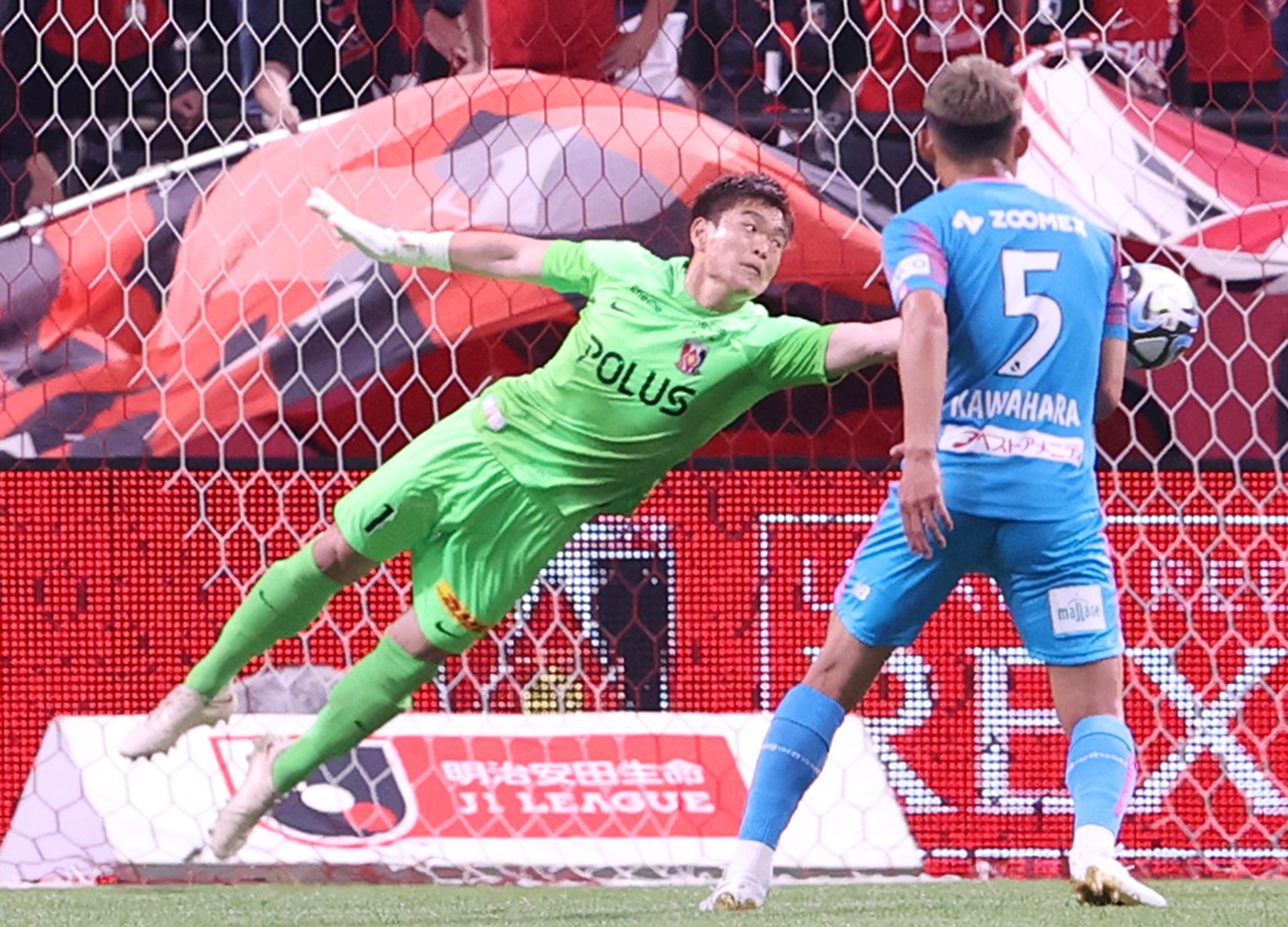 J1リーグ 西川周作 フィギュア】football life:600試合出場の浦和