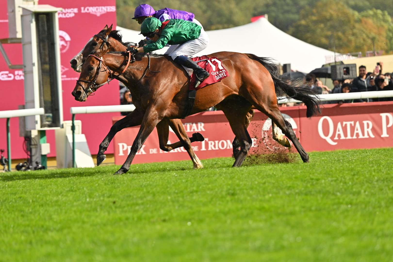 遥かなる世界の競馬地図】昨年の凱旋門賞馬ダリズがGⅠ3勝目をゲット