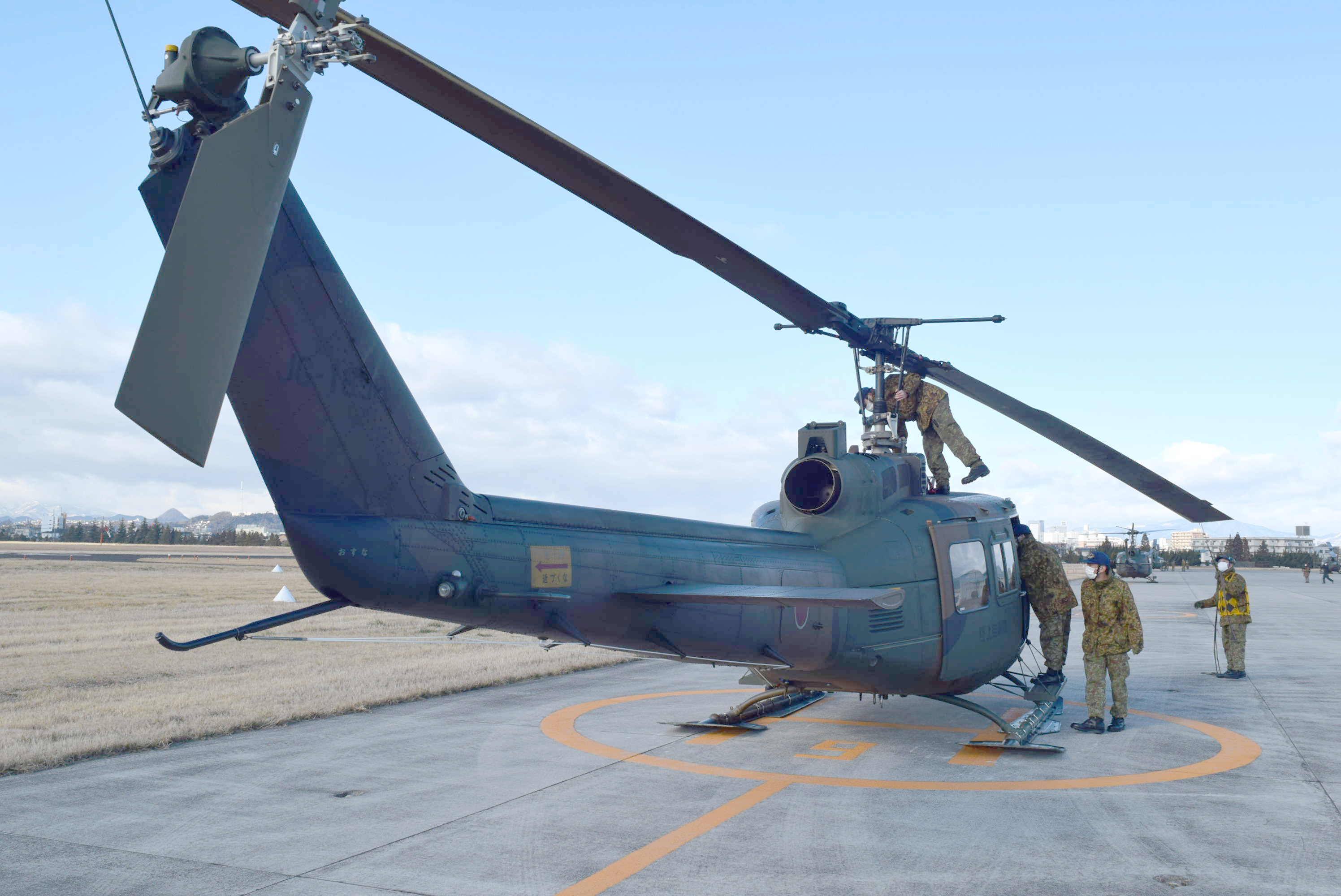 C011 自衛隊　日の丸　ヘリコプター スーパージャンク C011 自衛隊日の丸ヘリコプター スーパージャンク