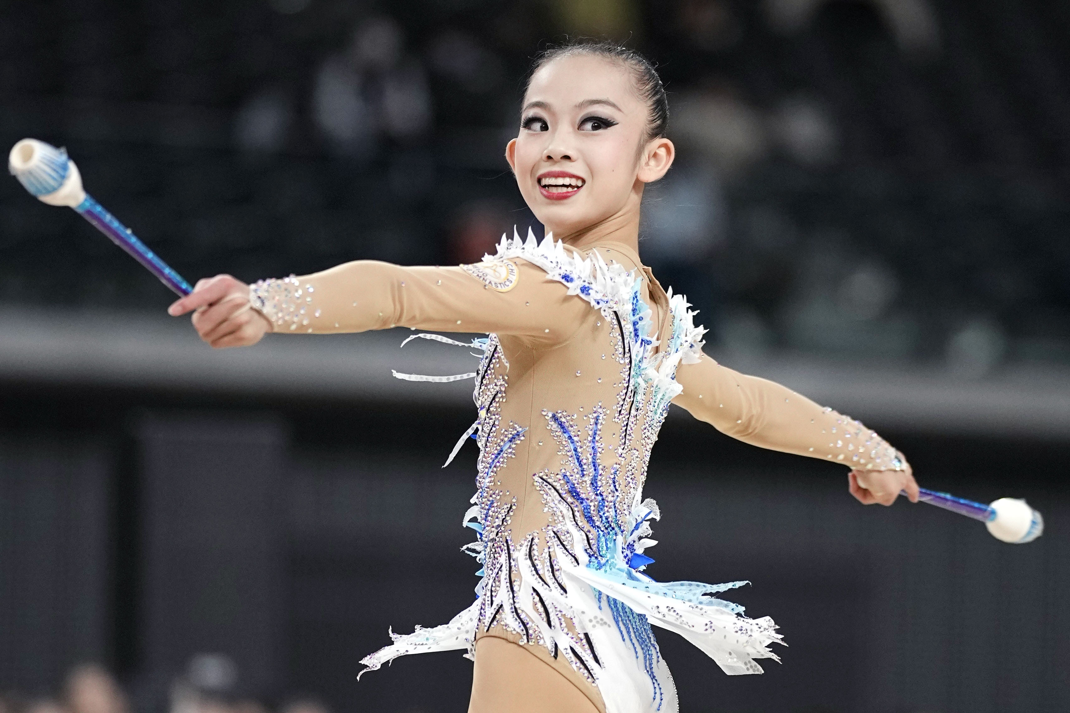 １６歳鶴田芽生が個人総合初Ｖ 全日本選手権／新体操 - サンスポ