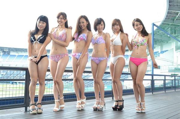 写真集チラ見せ 動画付き 千葉ロッテマリーンズを盛り上げる売り子アイドル カンパイガールズ がキュートな水着姿で 1 4ページ イザ