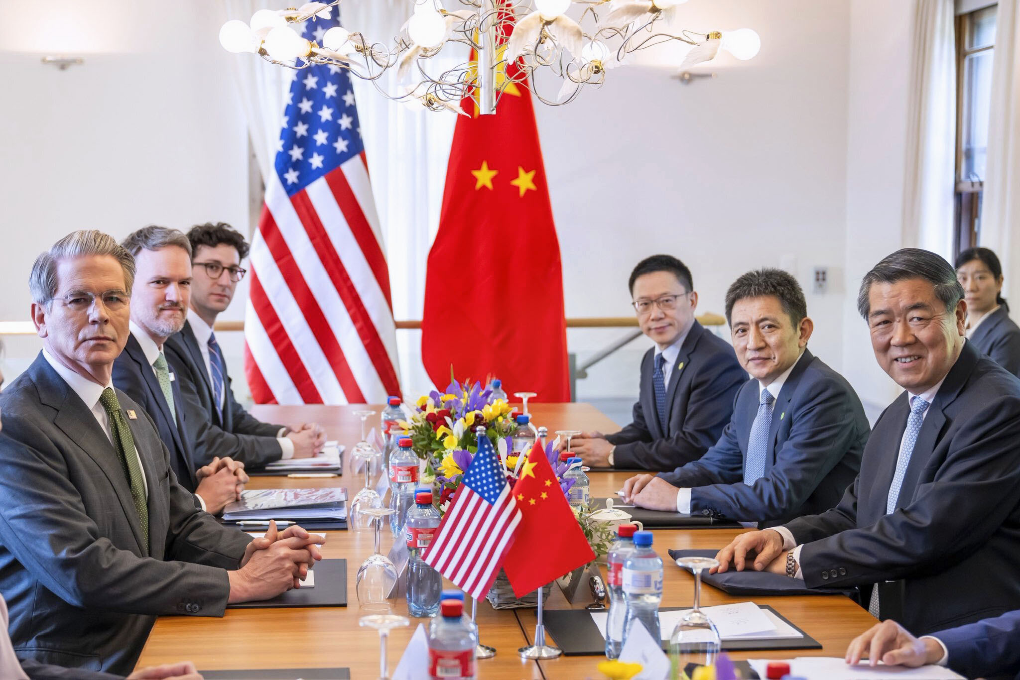 中国の複数企業、米国向けレアアース輸出許可得る 対米措置緩和か 中国