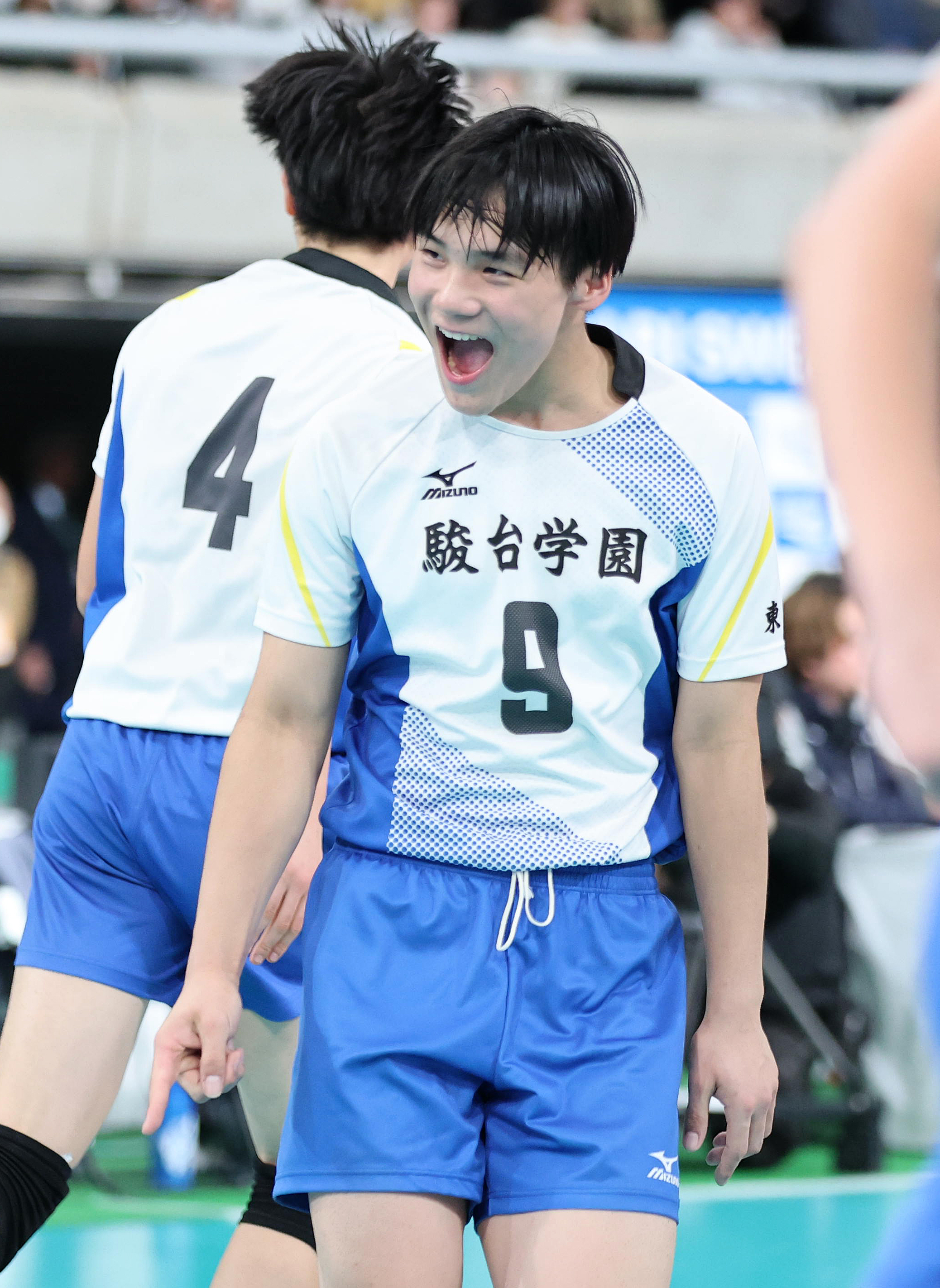 男子の大阪・清風、7年ぶり決勝進出 フルセットで4連覇目指す駿台学園