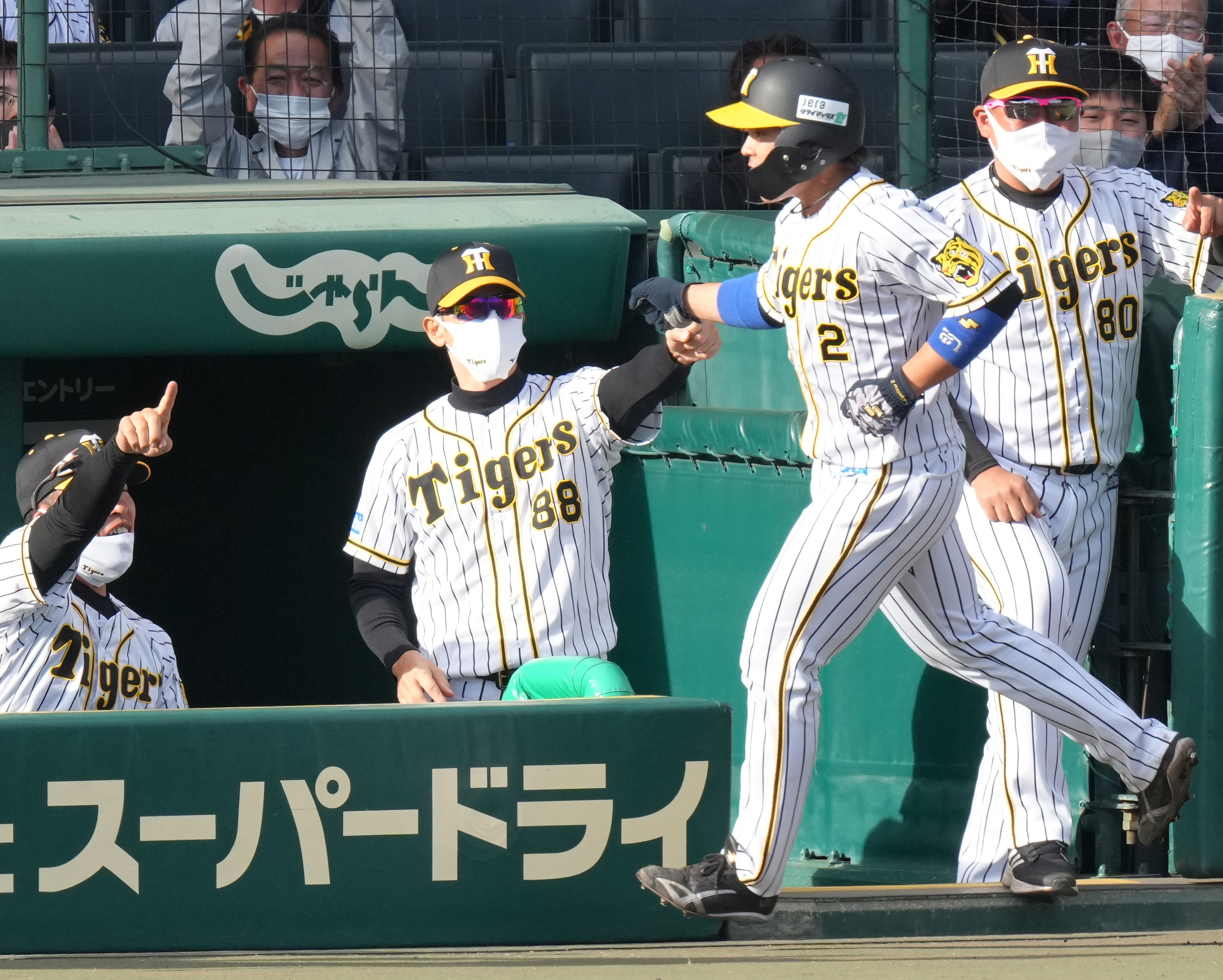 阪神・梅野ショック…ＦＡ移籍へグラリ 矢野監督の露骨すぎる“卒業勧告