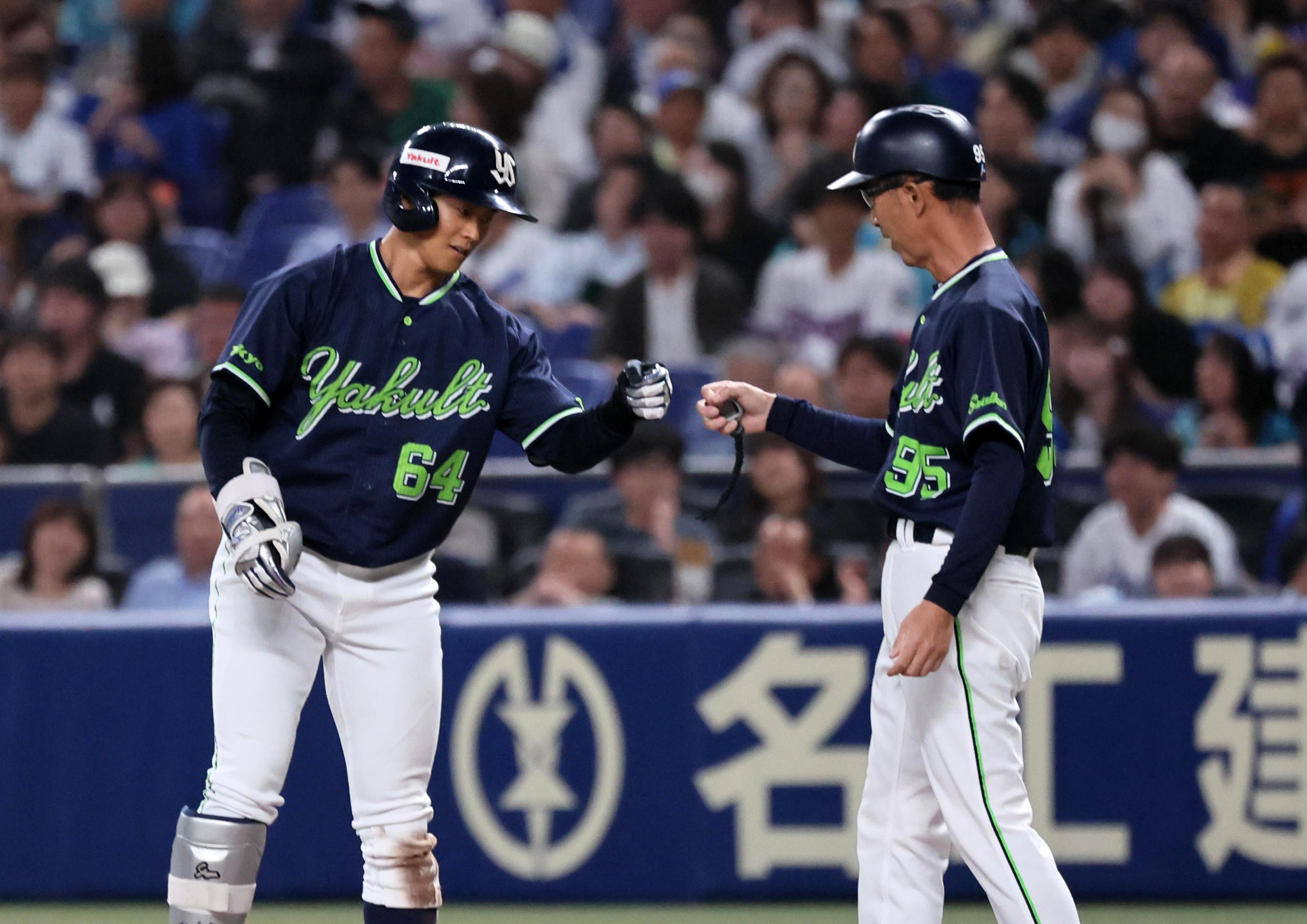 東京ヤクルトスワローズ 岩田幸宏 5点セット ヒーロートーク】ヤクルト・岩田幸宏、執念の「抜けてくれ」 8球粘って