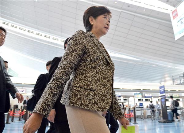 パラリンピック】小池百合子都知事がまたも魅せたおしゃれな装い 羽田空港で茶色のレザージャケットに衣装替え 閉会式に向け出発 - 産経ニュース