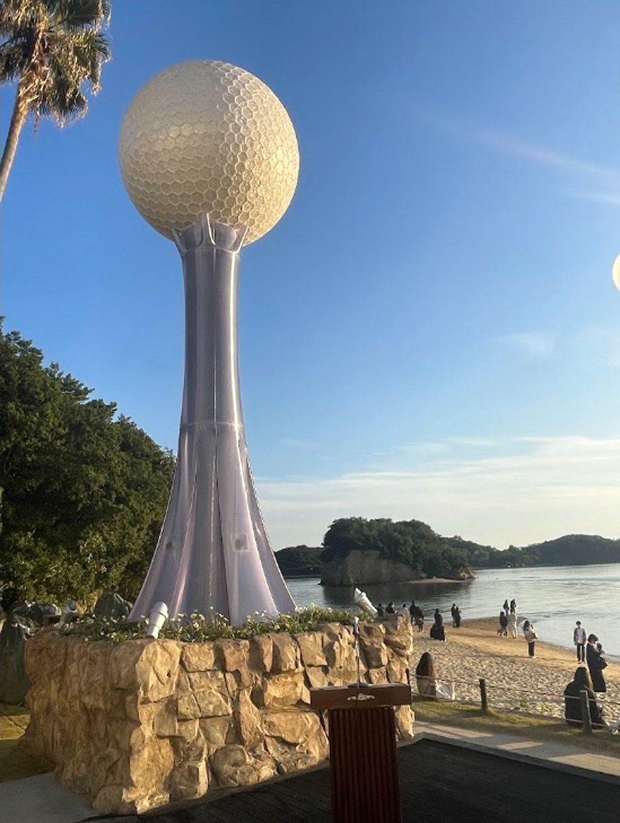 2025年、万博公園に「月の塔」 太陽の塔と並び立つ 電子廃棄物で