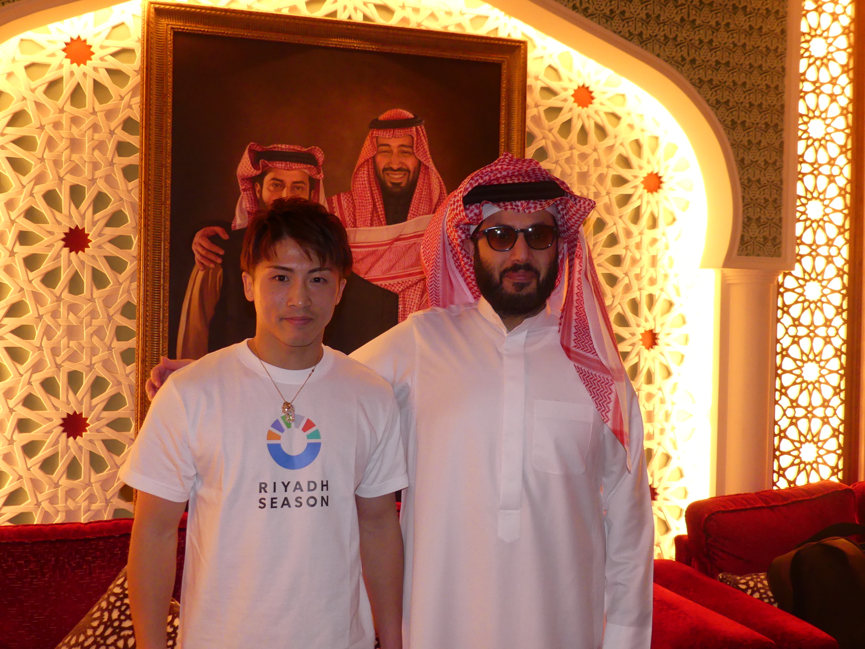 リヤドシーズン×WBCチャンピオンベルトTシャツ リヤドシーズン×WBCチャンピオンベルトTシャツ