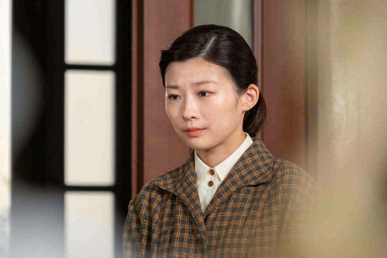 朝ドラ「虎に翼」涼子さま（桜井ユキ）の前で玉ちゃん（羽瀬川