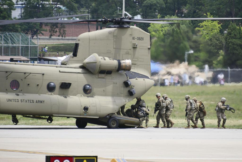 在韓米軍基地で無給休職へ 駐留経費交渉が難航、韓国人の半数 - 産経 