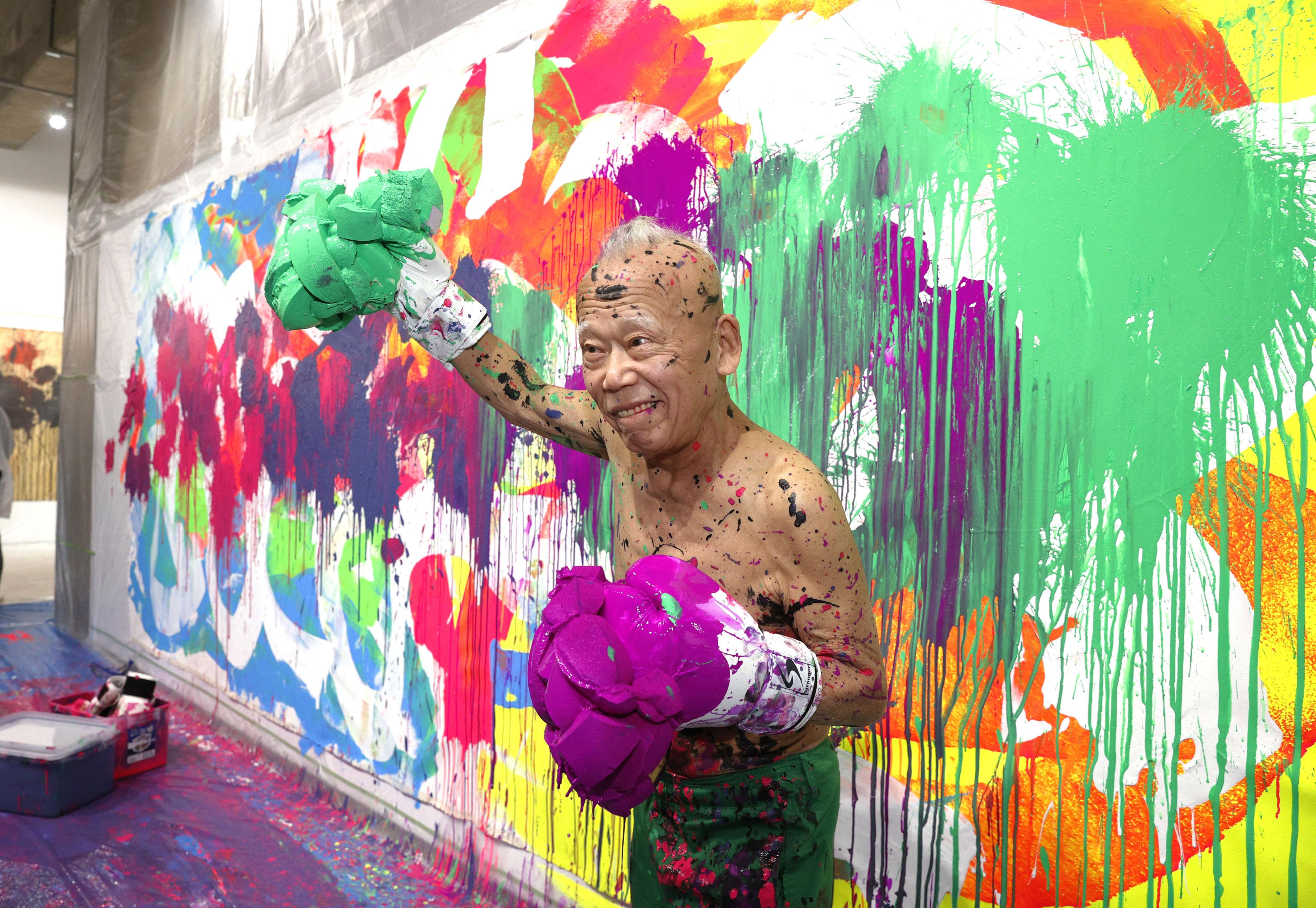 フォト特集】キャンバスに〝一撃〟 前衛芸術「ボクシング・ペイン