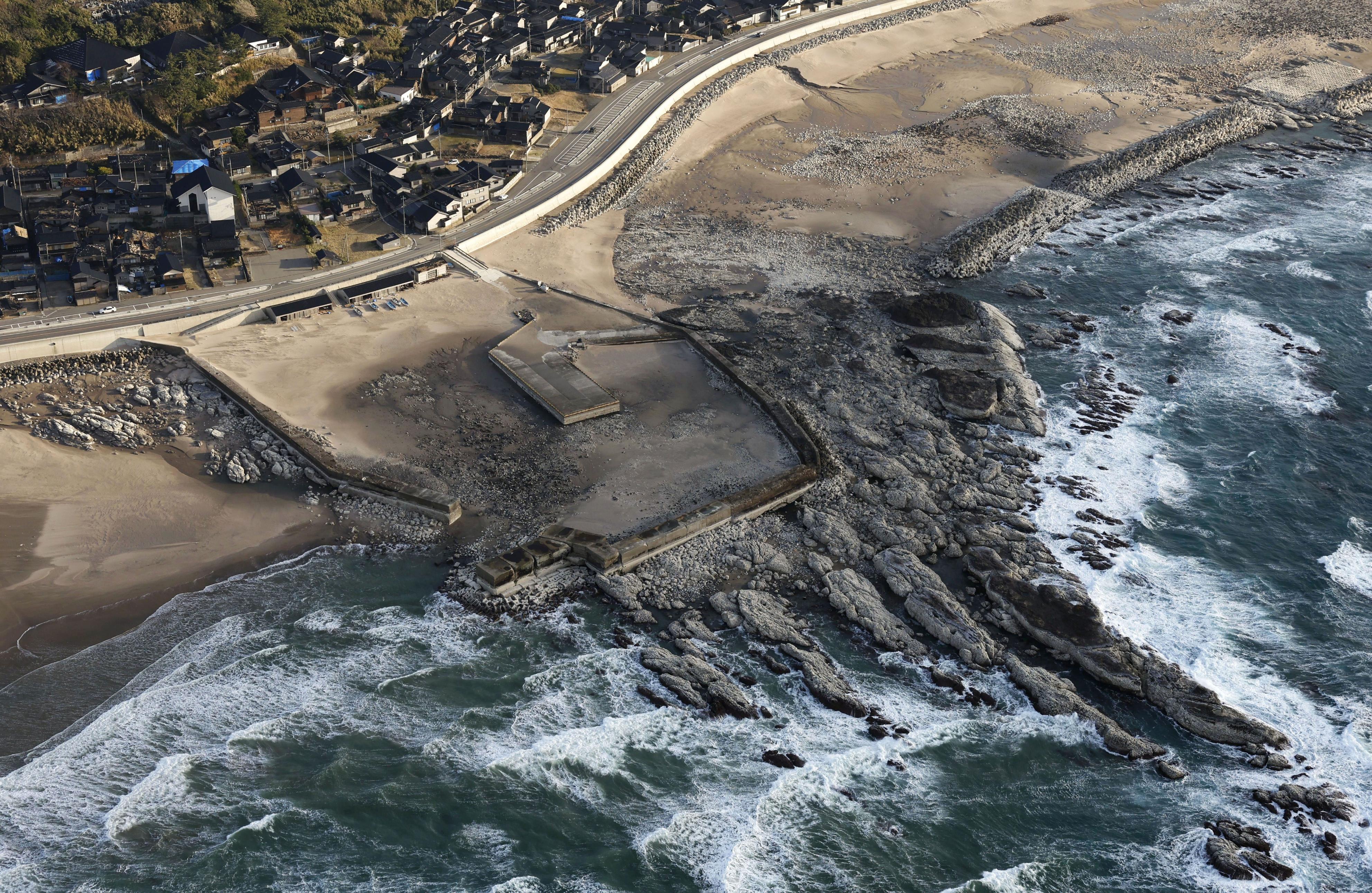 地震の隆起で面積が1.3倍に 輪島市門前町黒島町、歴史的な船主集落が海