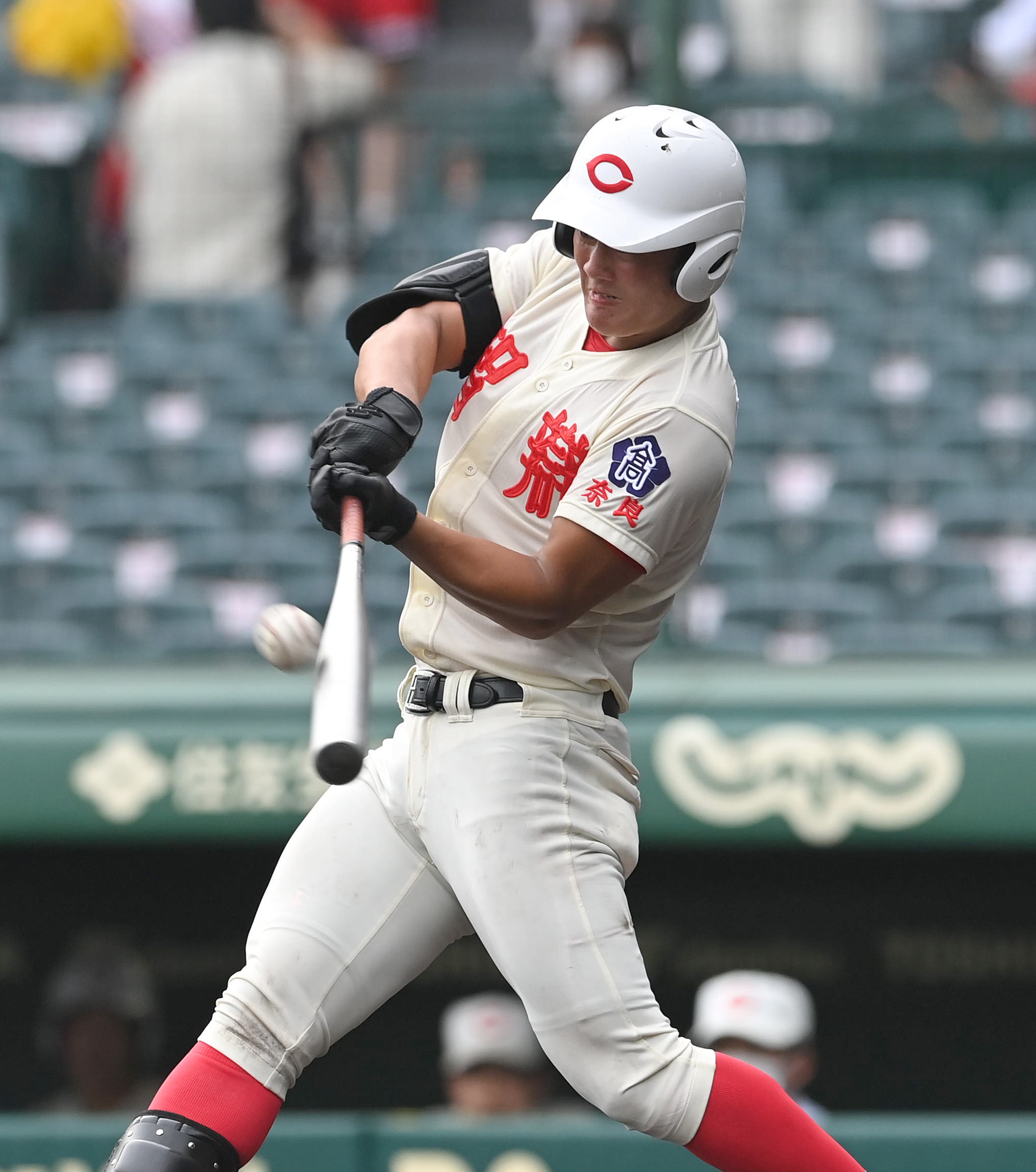 智弁学園、横浜に完勝 前川右京が3安打4打点大暴れ／甲子園（1