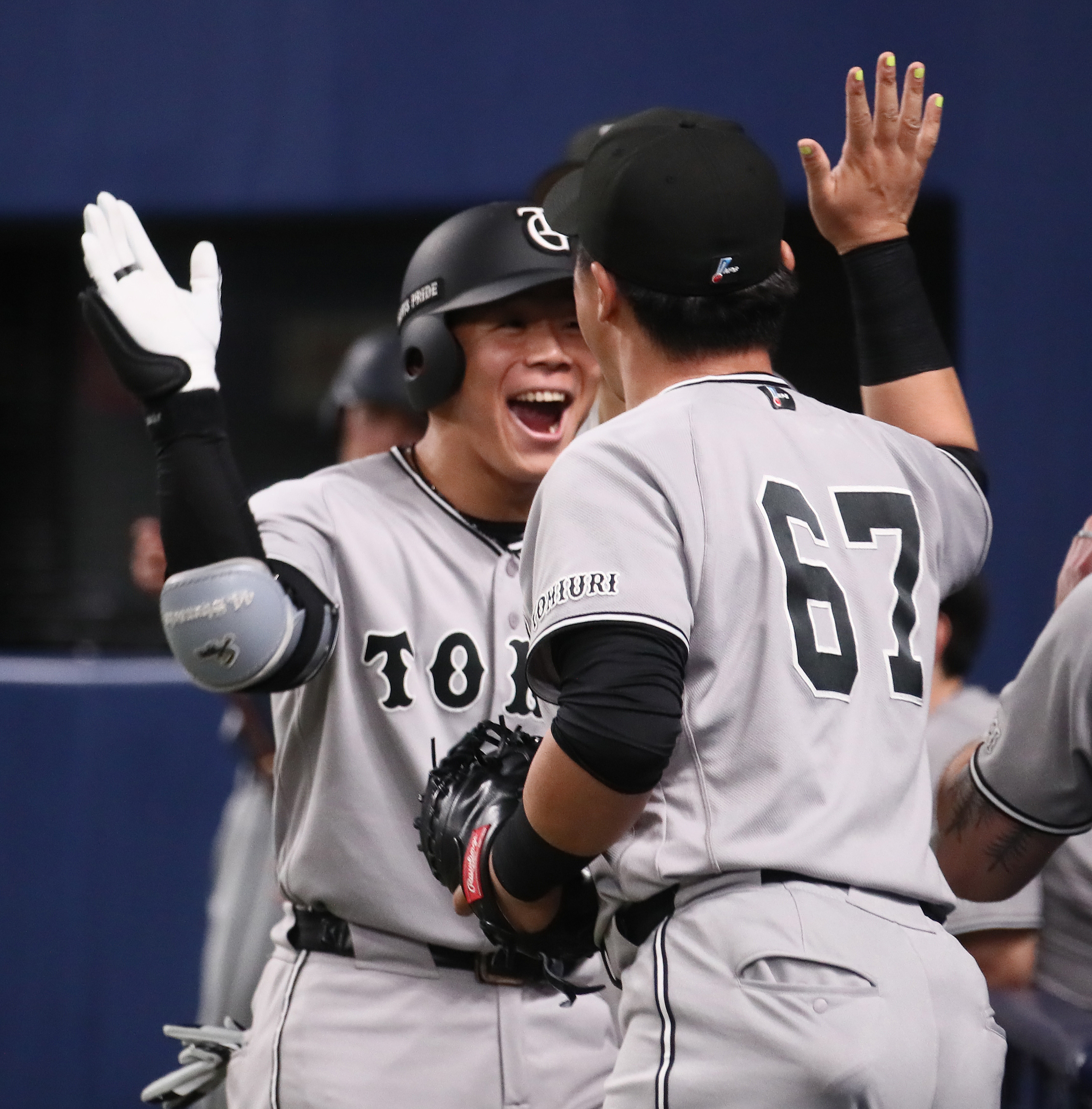 巨人・佐々木俊輔がプロ初本塁打でマー君を援護 「おさるのジョージ