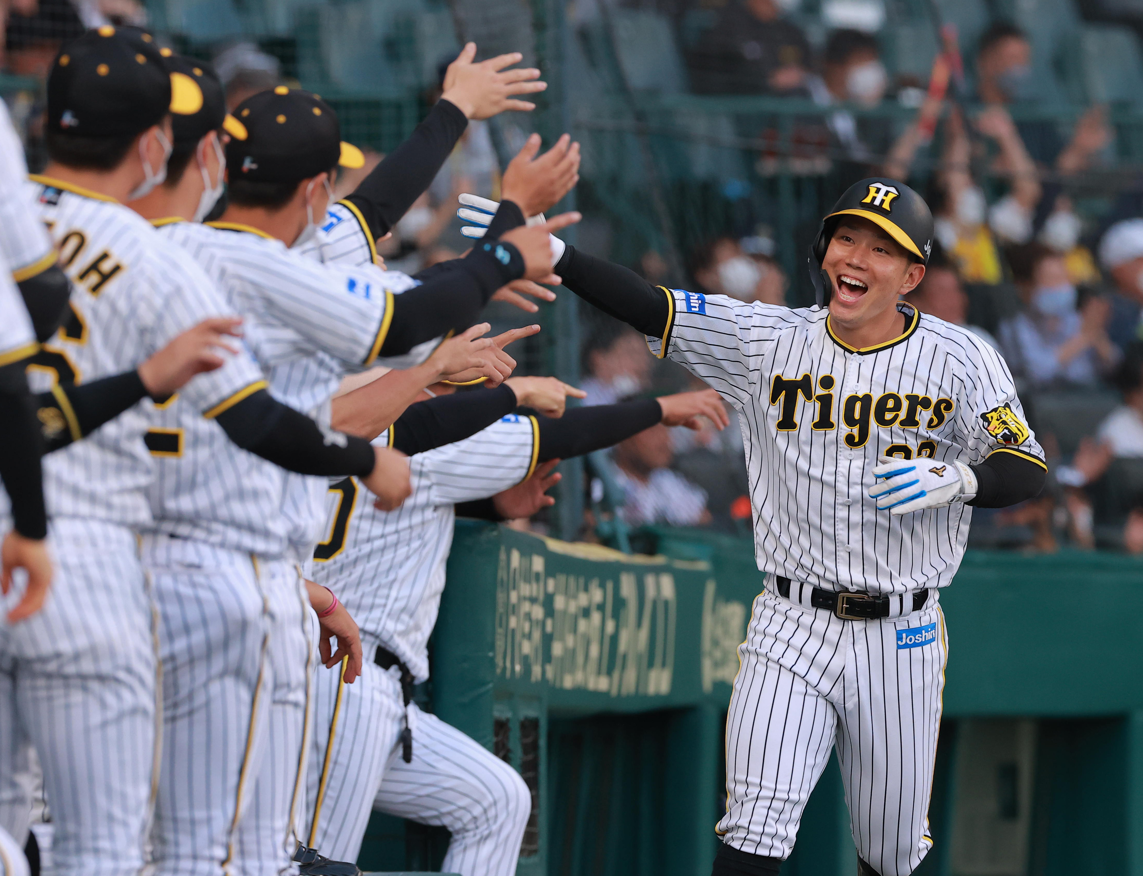 虎将トーク ｔｖ編 阪神 ４連勝で３位広島に１差 矢野監督は一回の糸原の２点打に チーム全員を救ってくれた サンスポ