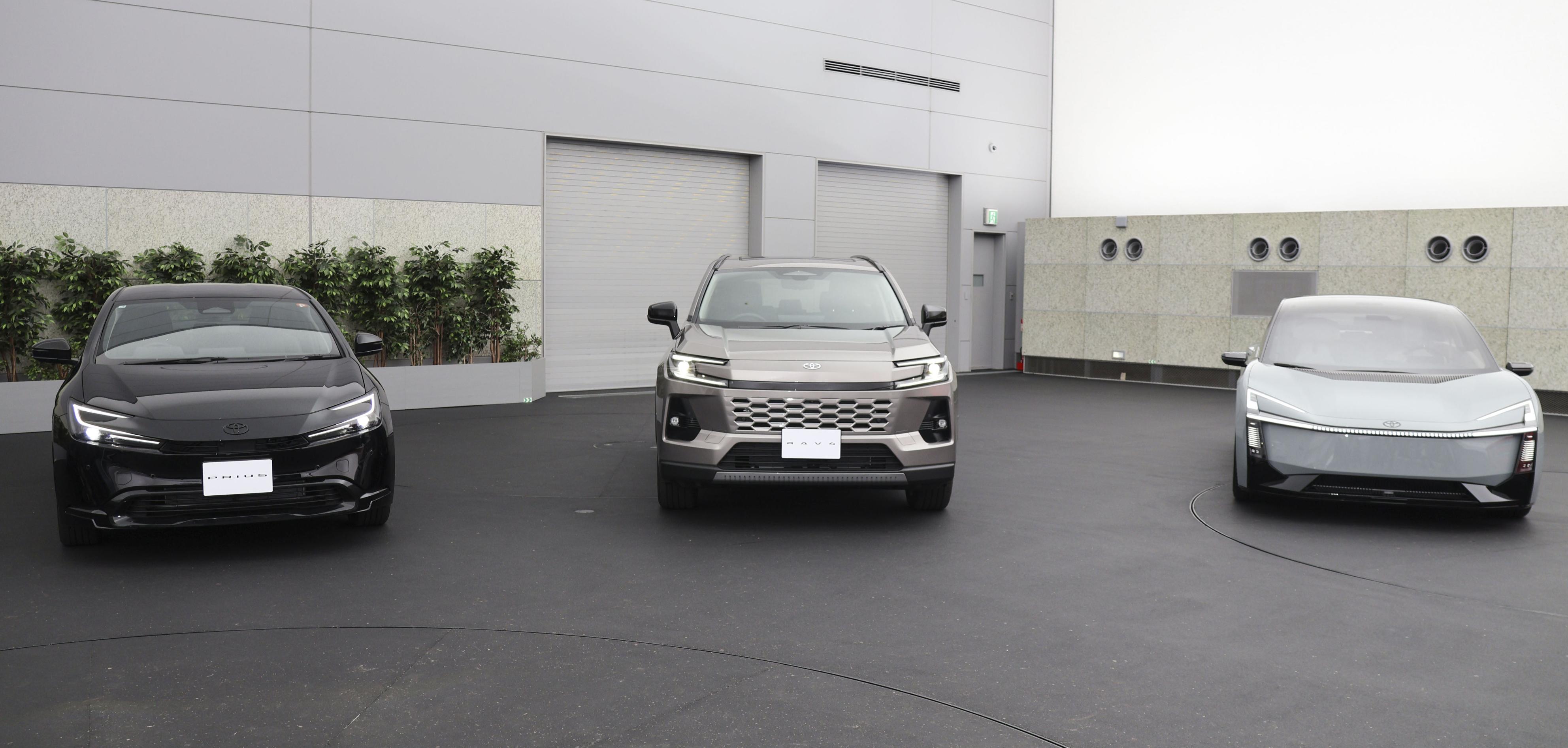 トヨタ知財に特許庁表彰 車体前面のサメに似たデザイン ブランド価値