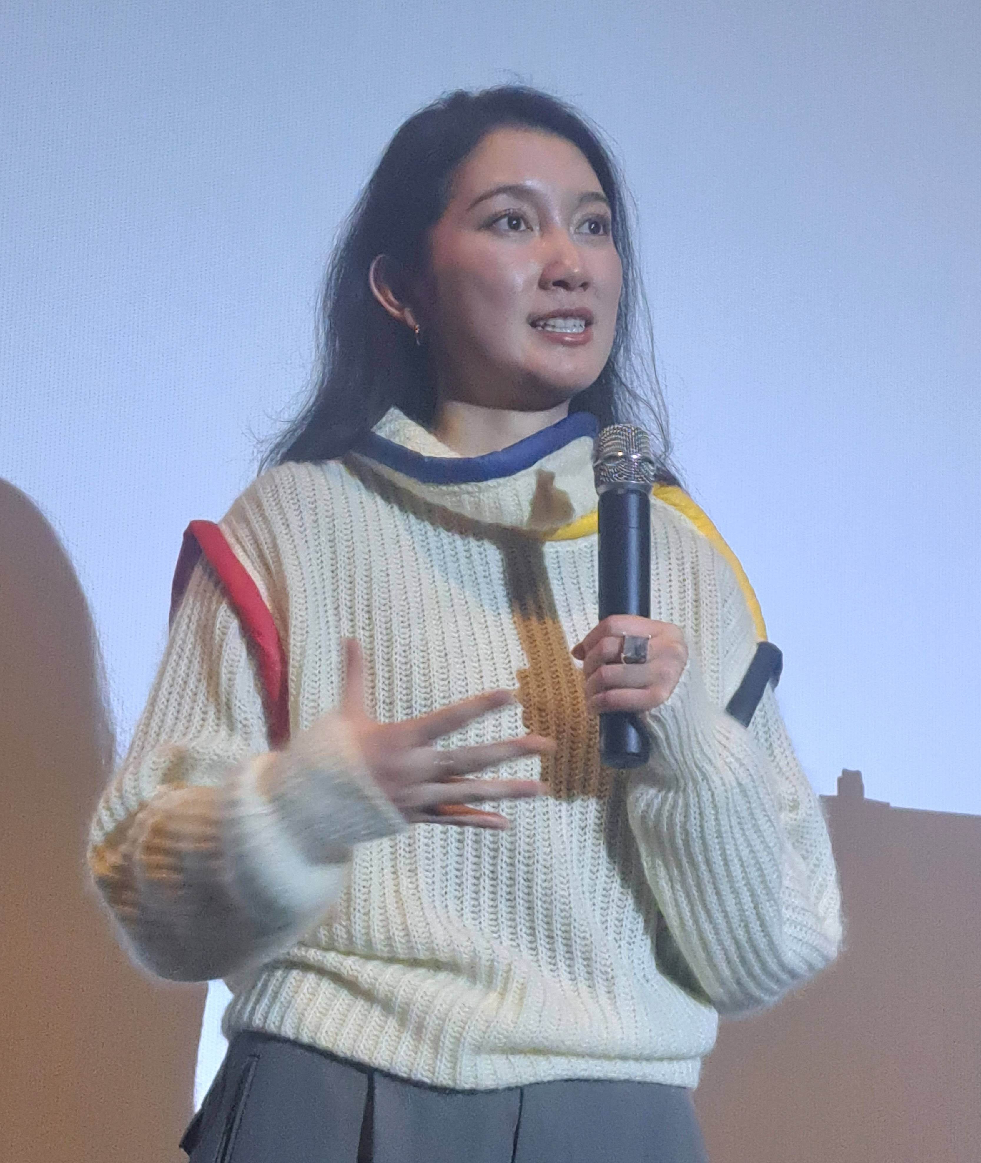 伊藤 詩織 なん j