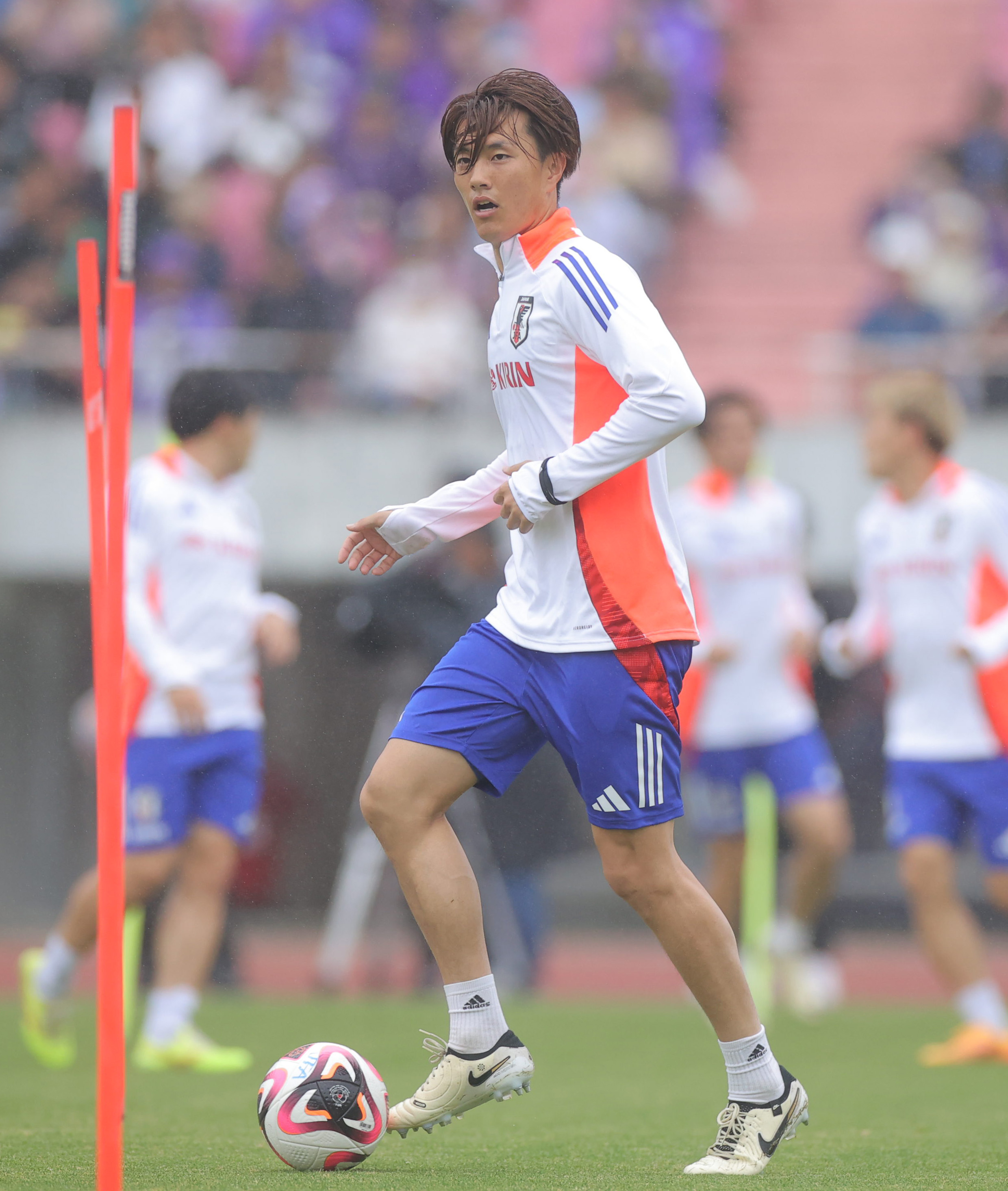 日体大サッカー練習技 サッカー日本代表が練習再開 大器の小川航基に本領発揮のチャンス「僕