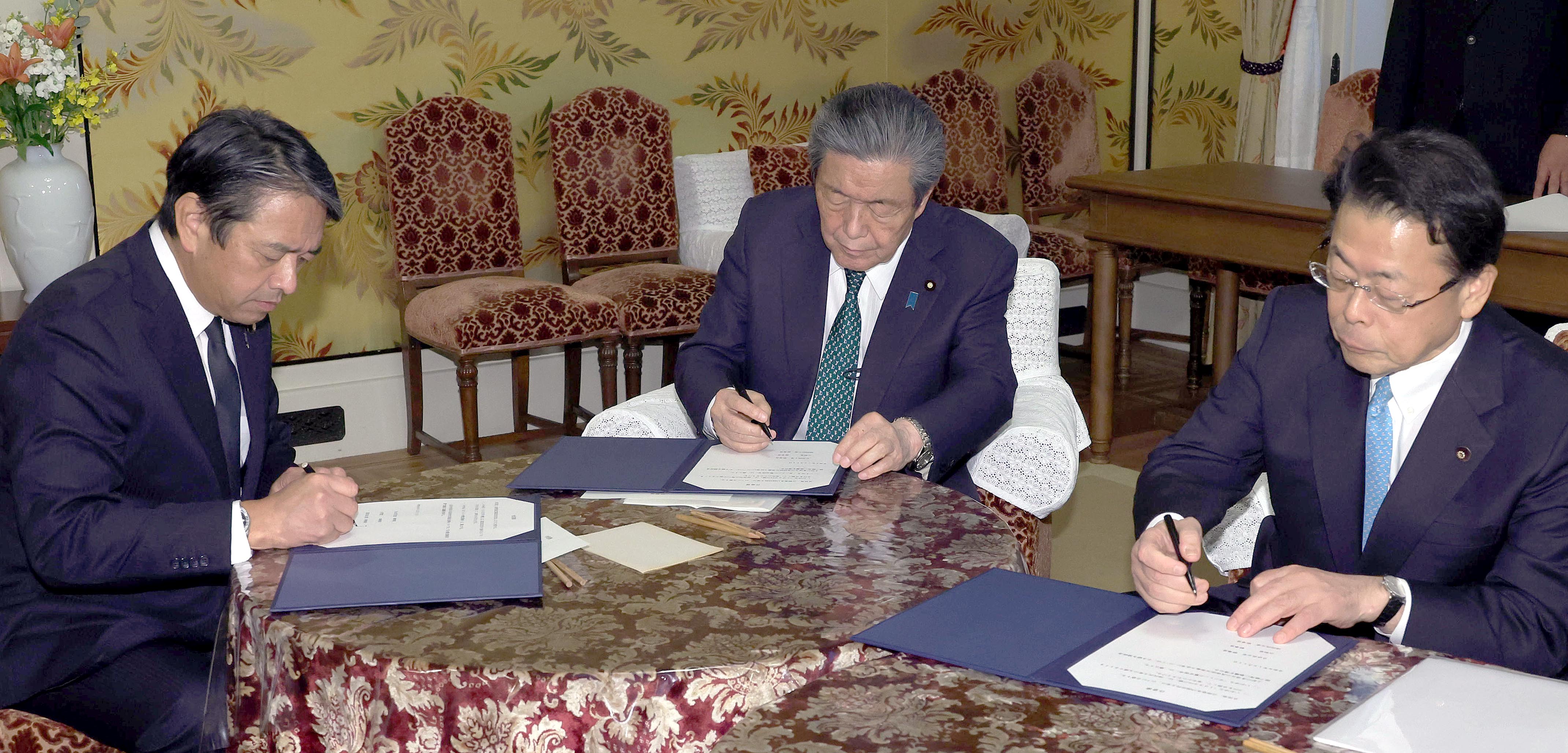 自公国、壁「178万円引き上げ」「ガソリン減税」検討で合意も具体論に