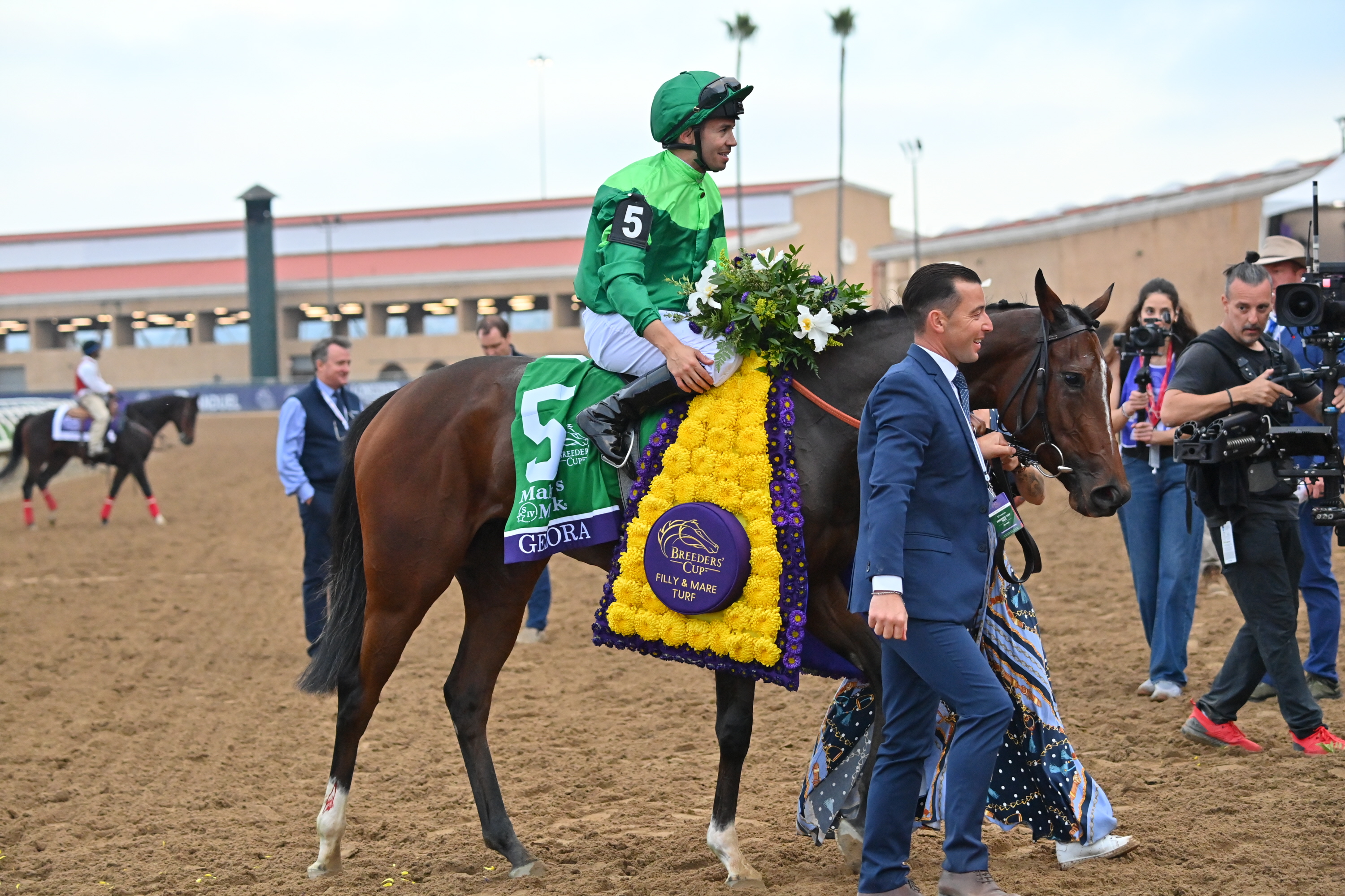 仏オークス＆BC勝ち馬ゲゾラが再度の転厩へ 大物オーナーと調教師が
