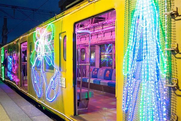鉄道ファン必見】昭和のネオン街イメージ？！ いやらしい〜と話題に