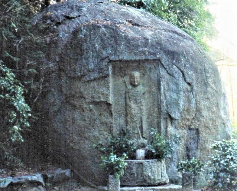 地蔵 約36cm石像【20年前購入してから自宅廊下に設置】 石仏は語る】「徳政令」記す貴重な史料 疱瘡地蔵 - 産経ニュース