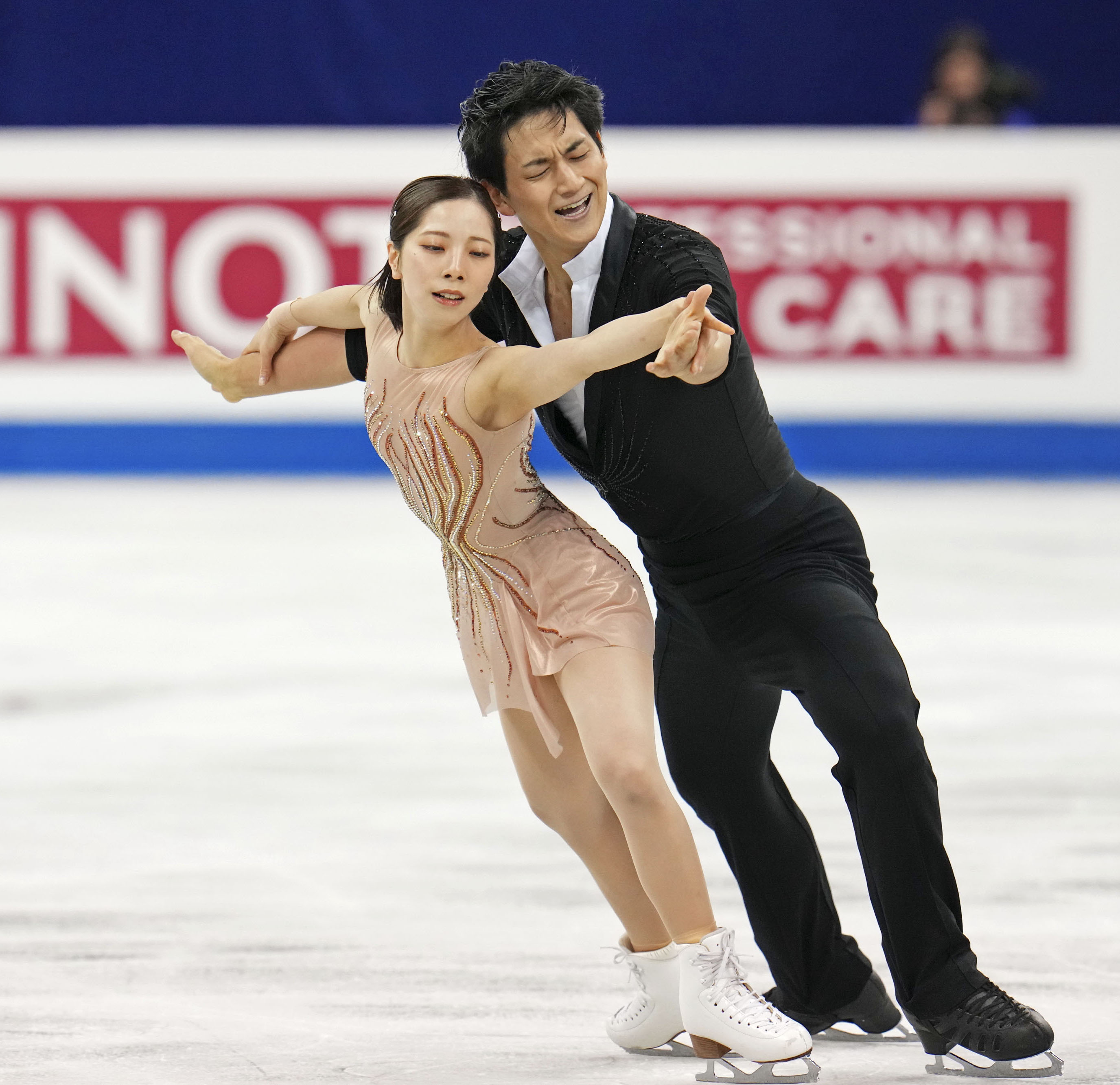 フォト】りくりゅう「世界選手権へいい練習積み重ねたい」 復帰戦2位