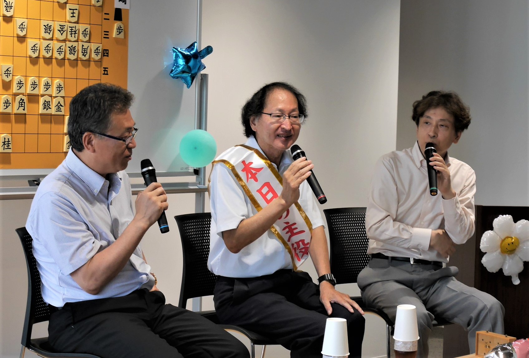 お値下げしました、九谷　六角人物・桐文　盃 お値下げしました、九谷 六角人物・桐文 盃 九谷 六角人物・桐文 盃