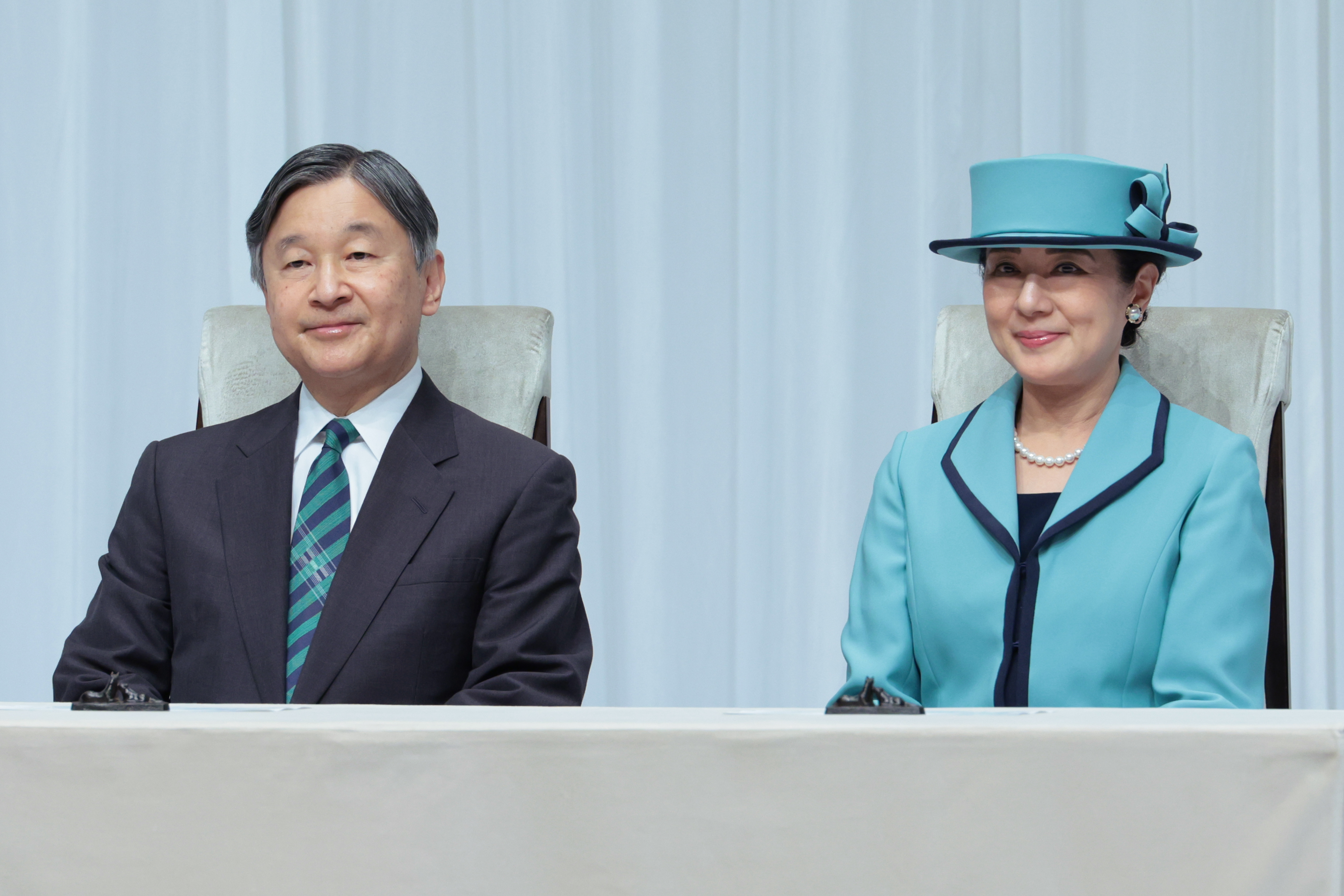 両陛下、昭和100年式典ご臨席 華子さまは美術展授賞式に臨まれる 皇室