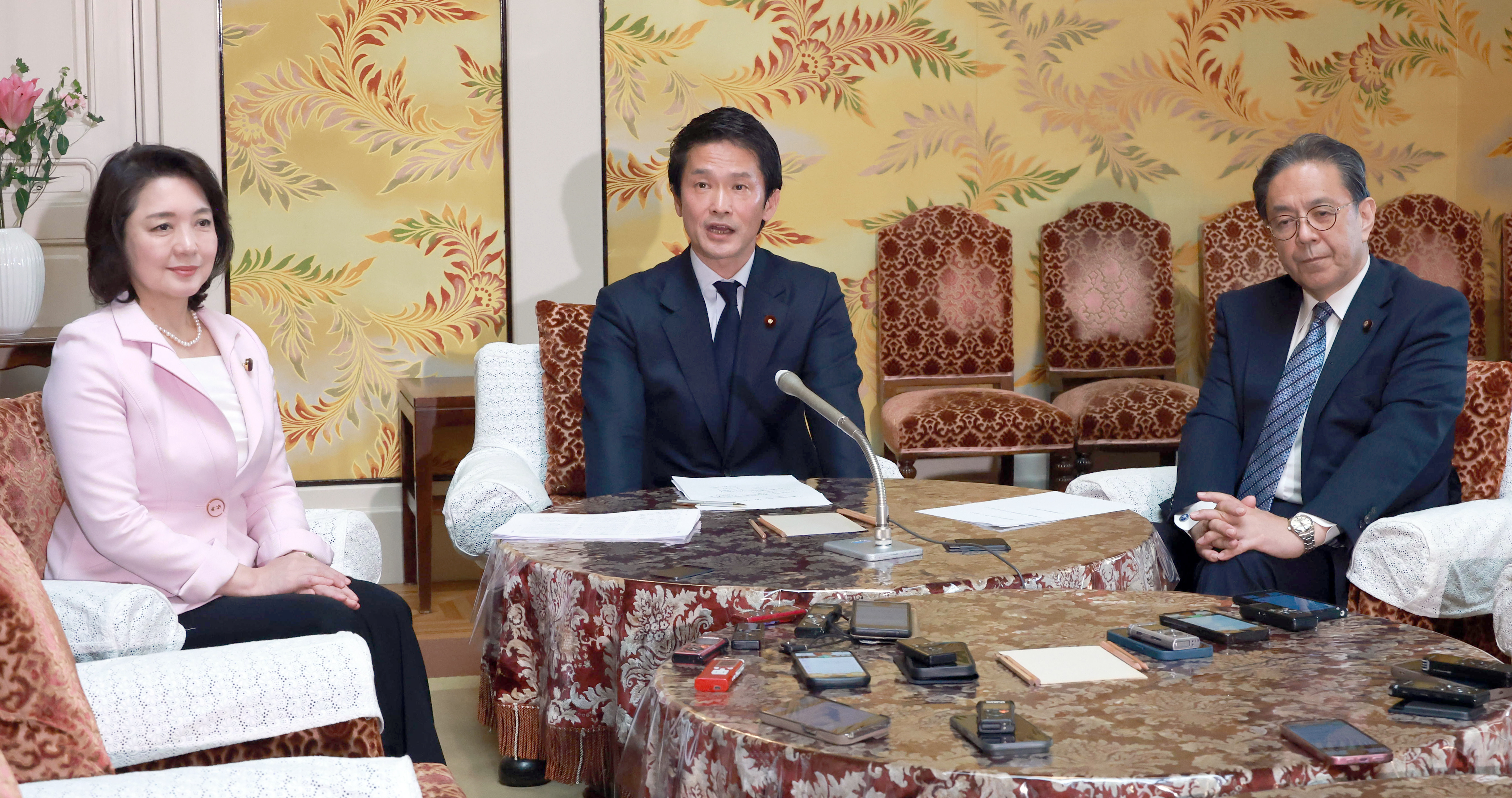 カネの融通は無理」立民・水岡代表、中道への支援で 高市早苗首相の