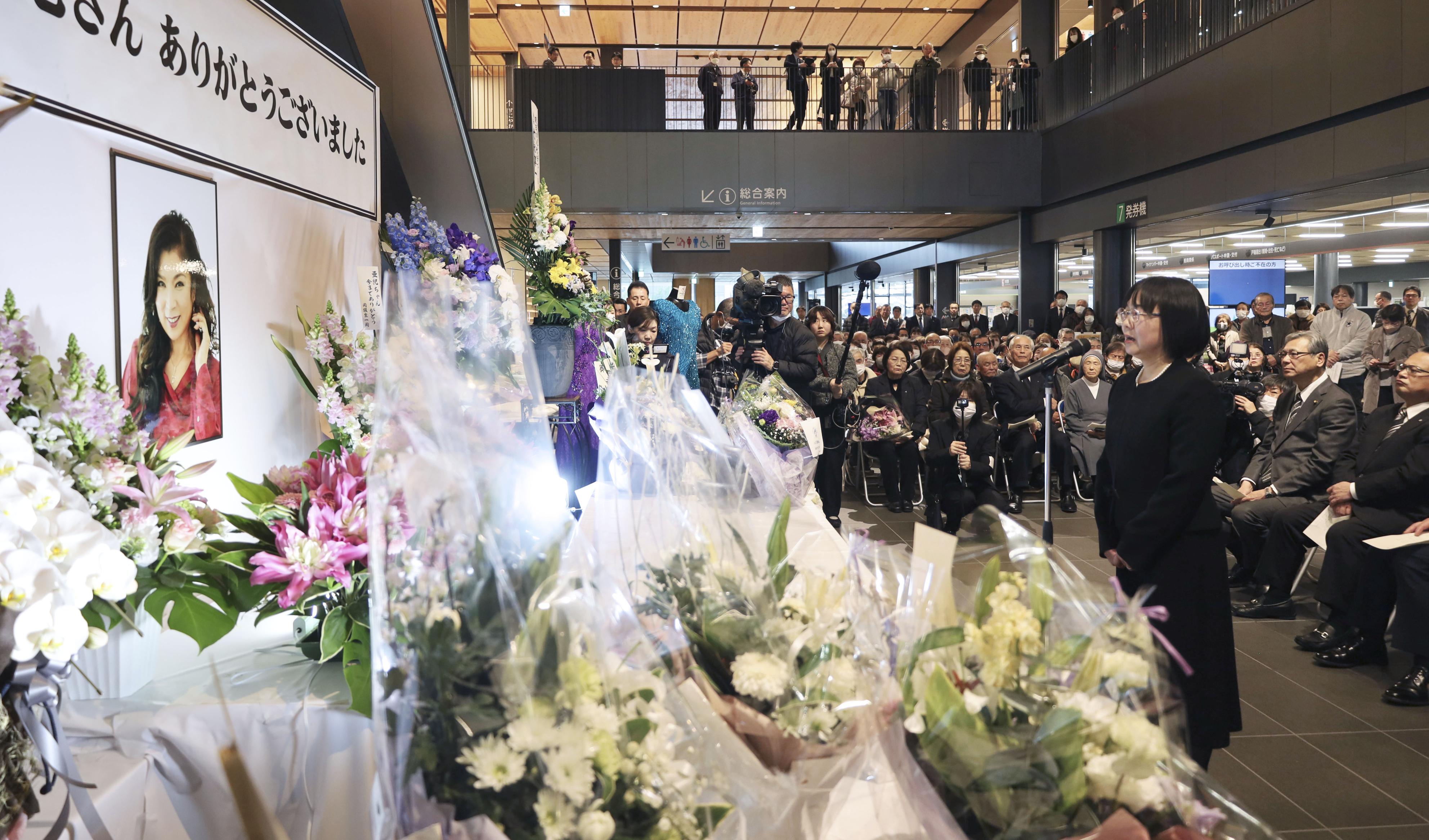 熊本県八代市で八代亜紀さんのお別れの会 300人以上参列、「演歌の