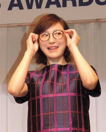 広末涼子 メガネベストドレッサー賞受賞も家族から なんで サンスポ